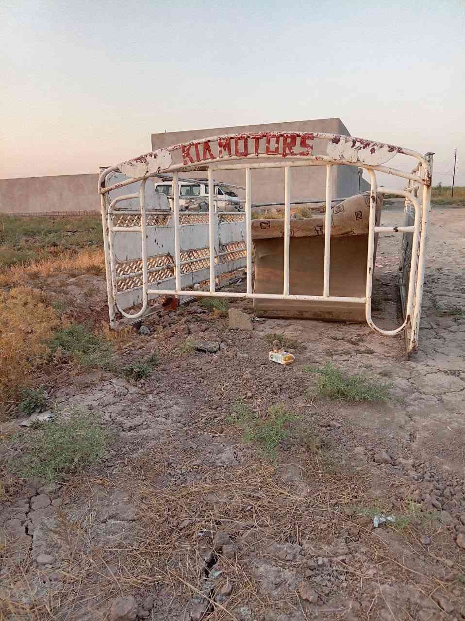 السلام عليكم اخوان محجر كيا بنحو للبيع السعر 250 وبيه مجال حك الجيه العنوان ديالى هبهب رقم  وبيه واتساب ايضاموبايل *********** واتصال
