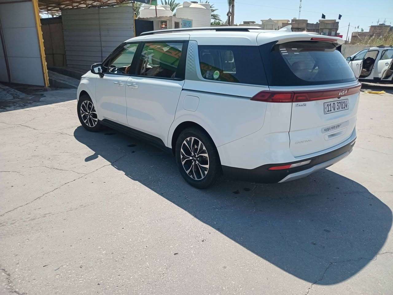 كيا كرنفال 2023 رقم بغداد خصوصي غاز و بانزين مكفولة فول مواصفات ما عدا الفتحة مكان السيارة كوت السعر 275 رقم الهاتف ***********
