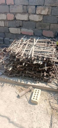 جكات العدد 70طول 4متر سعر الزوج 18الف وفخات العدد 500 سعر الزوج 5الف و...
