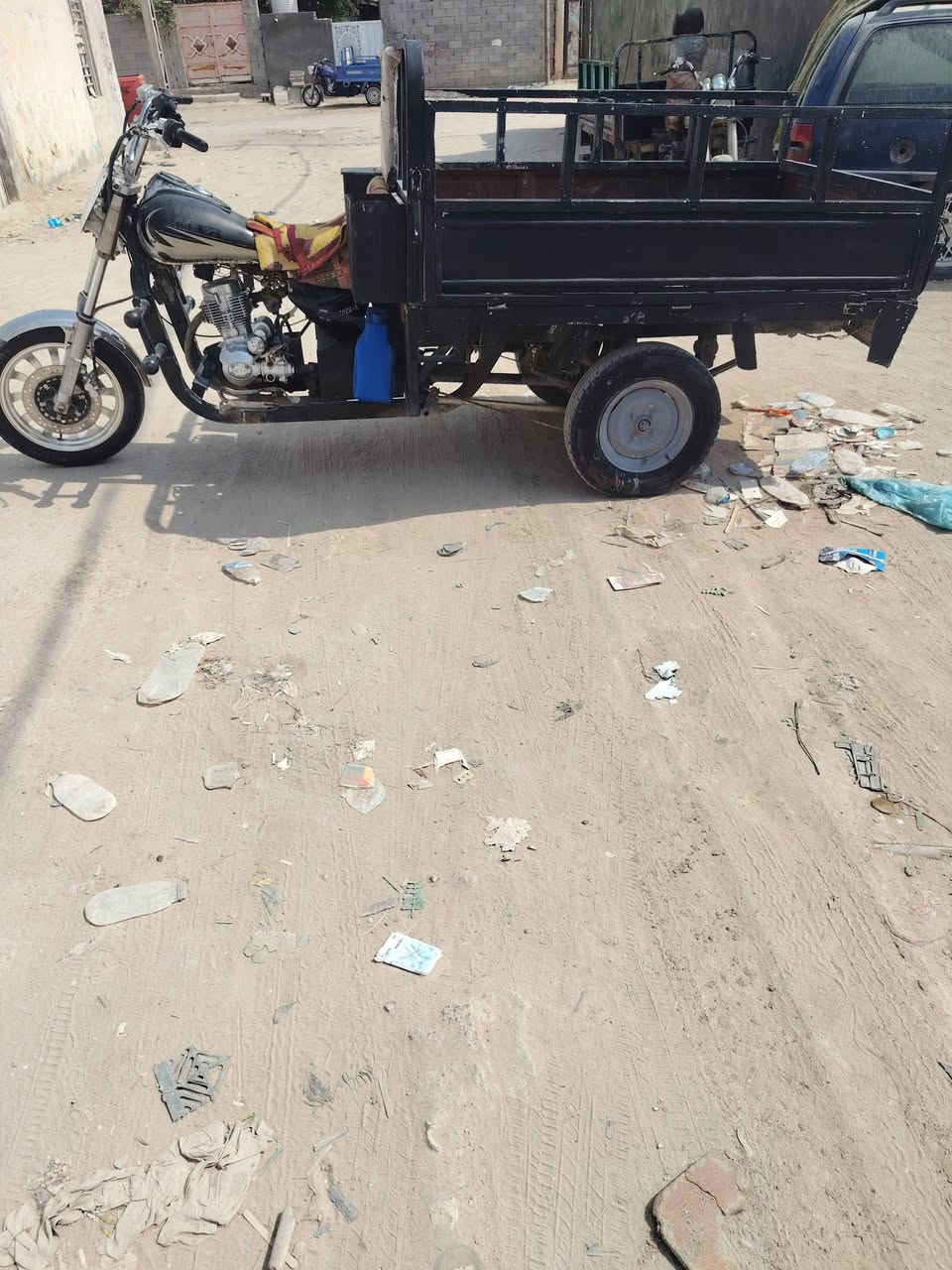 بدون مواصفات • رقم فقط