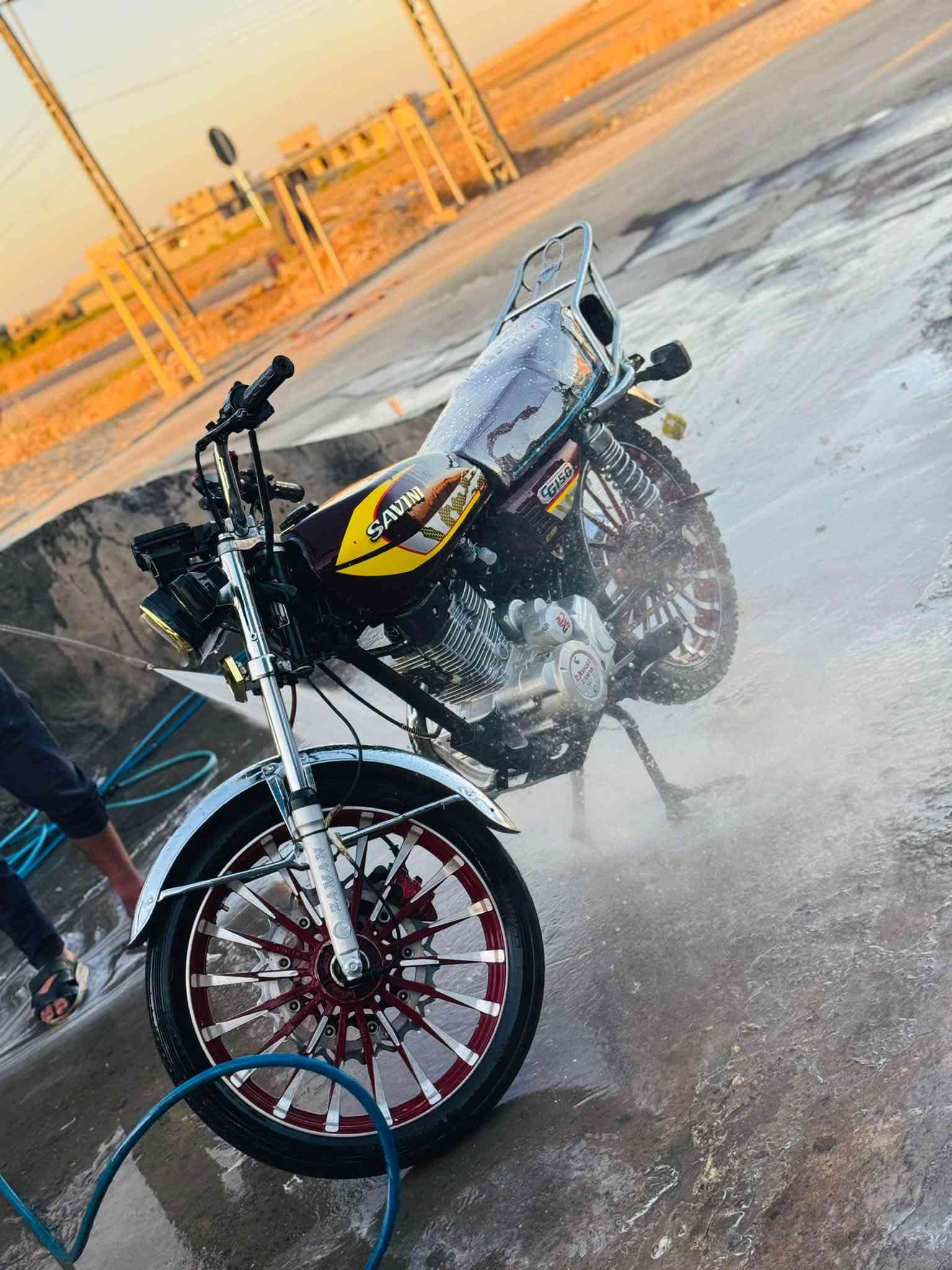 للبيع ماطور جديد موديل 2025
مكفول من كلشي حجم المحرك 150CC
الماطور جديد ما عايزو كلشي

صراخ شاشه شغالهه العنوان جنوب الموصل القياره قرية الحاج علي 

*********** متواجد ٢٤ ساعه 

السعر ٦٧٥ وبي مجال قليل مو شراي لا تكسر بل ماطور اكو ألف ماطور بل كروب
