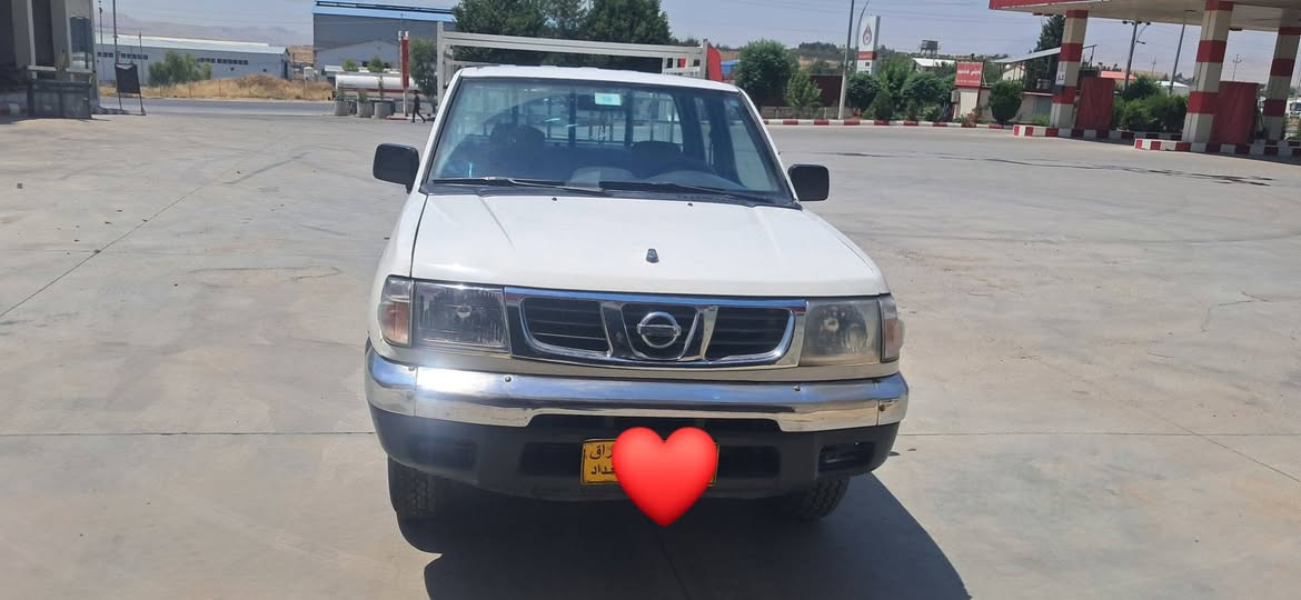 2001 ئاڕمی سلیمانی تە برید گێڕو مەکینەو ئەکسلی بەشەرت بێ عەیب نرخی 70گەڵاو مەعا مەلە ژ/م ***********
