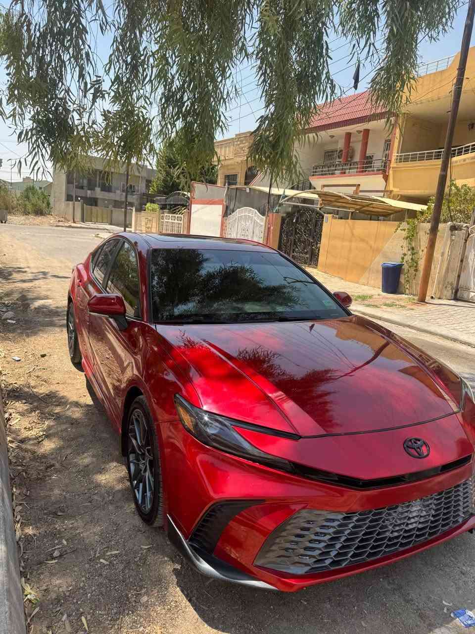 TOYOTA CAMRY 2025 SE HEV
ضررها فقط بونت + تعديل بارد بالجاملغ  ارباك فقط استيرن طاك 
موصفات SE  فول اوفشين  سقف سلات  
مقاعد جلد لونين  + شاشة كبير 
لون احمر مميز 
محرك ٤ سلندر  + هايبرد  
ماشي 20 الف 
يترقم شمالي شرط ترقيم 
سعر 220 $
*********** 
*********** كركوك, العراق
