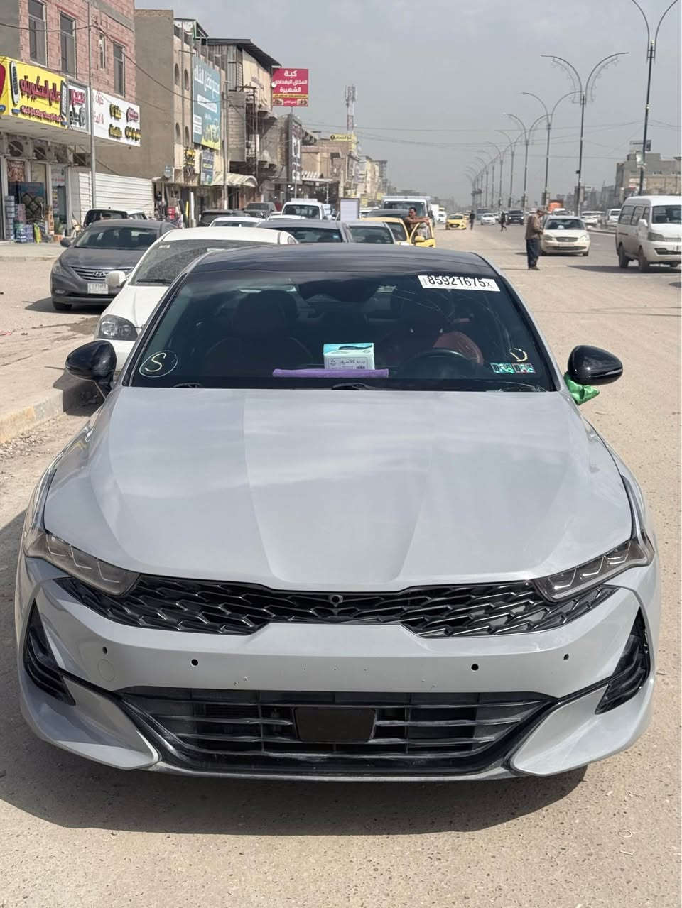 كي فايف موديل 25 وارد امريكي بنيد مبدل وجاملغ بارد بي دكه وحده 1600 تيربو جيتي لاين بنوراما رقم بابل مرقمه وجاهزه السياره 
بيه هنا جاملغ خلفي مامصلح بارد يتصلح 
السعر 200 وبيه مجال الاستفسار *********** حلة, بابل
