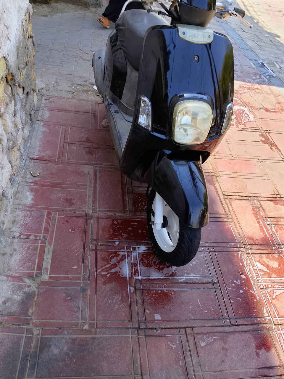 بوليسي مفتوحه دراجه جديده مكينه ناعمه الدراجه كلشي شغال بيها كفرات اصليه سعرها 650 مكاني ناصريه مركز ***********
