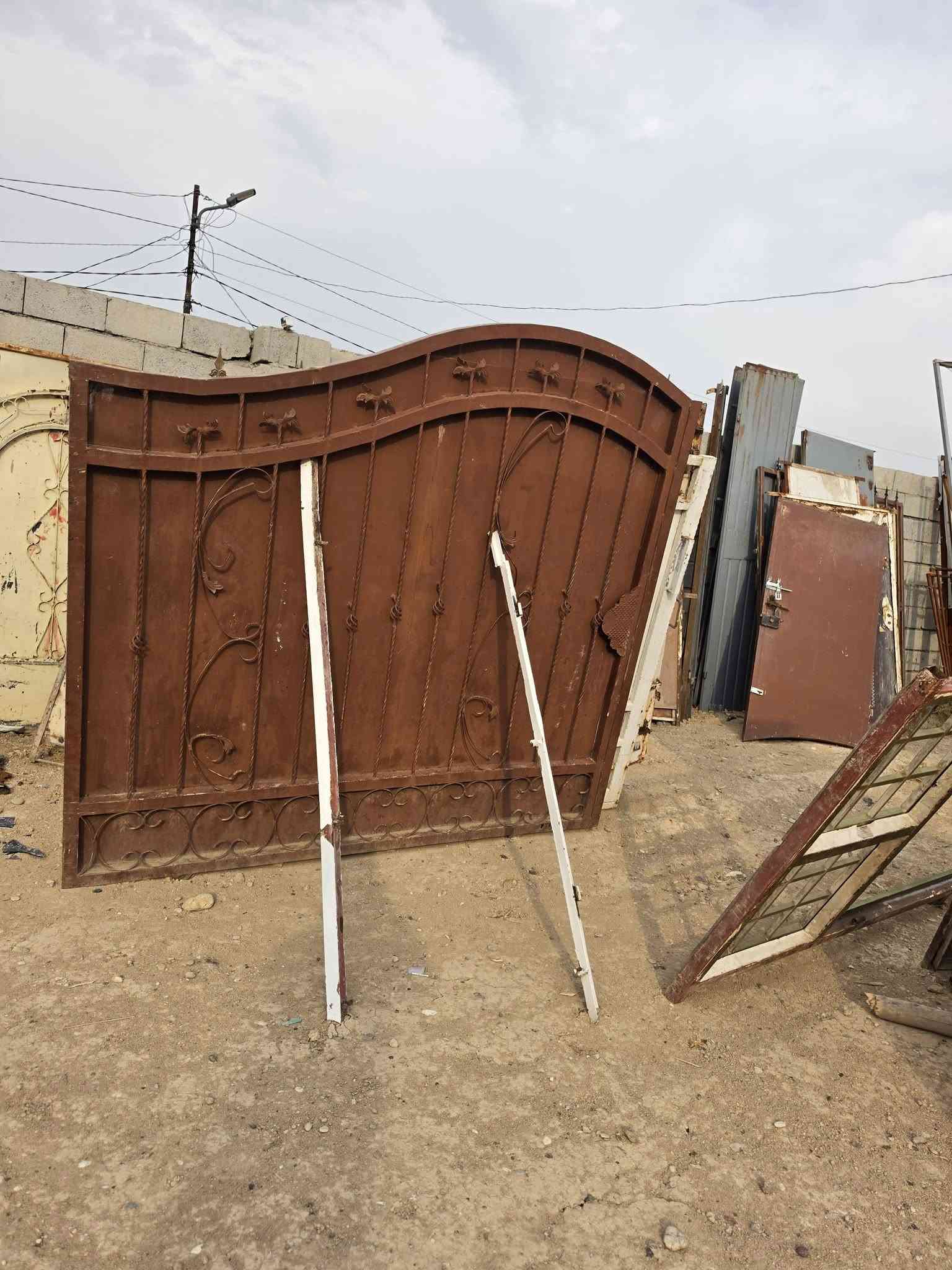 متوفر جينكو مستخدم ثقيل جديد ايضا هم متوفر سندويش جديد مستخدم
العنوان سكلة عضيد اللهيبي
***********

