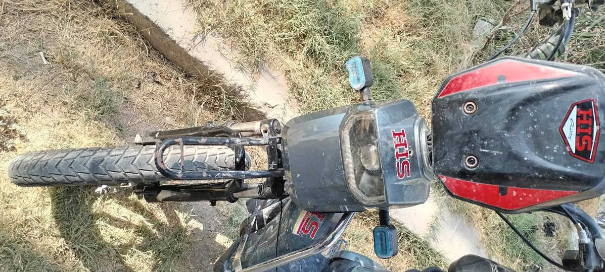 دراجة شحن حجم ٢٠ للبيع كهربائيات شغاله كلها كل نقص ما بيها بطاريات حالتهن حيل زينه  السعر ٢٥٠ العنوان بغداد ابوغريب ***********
