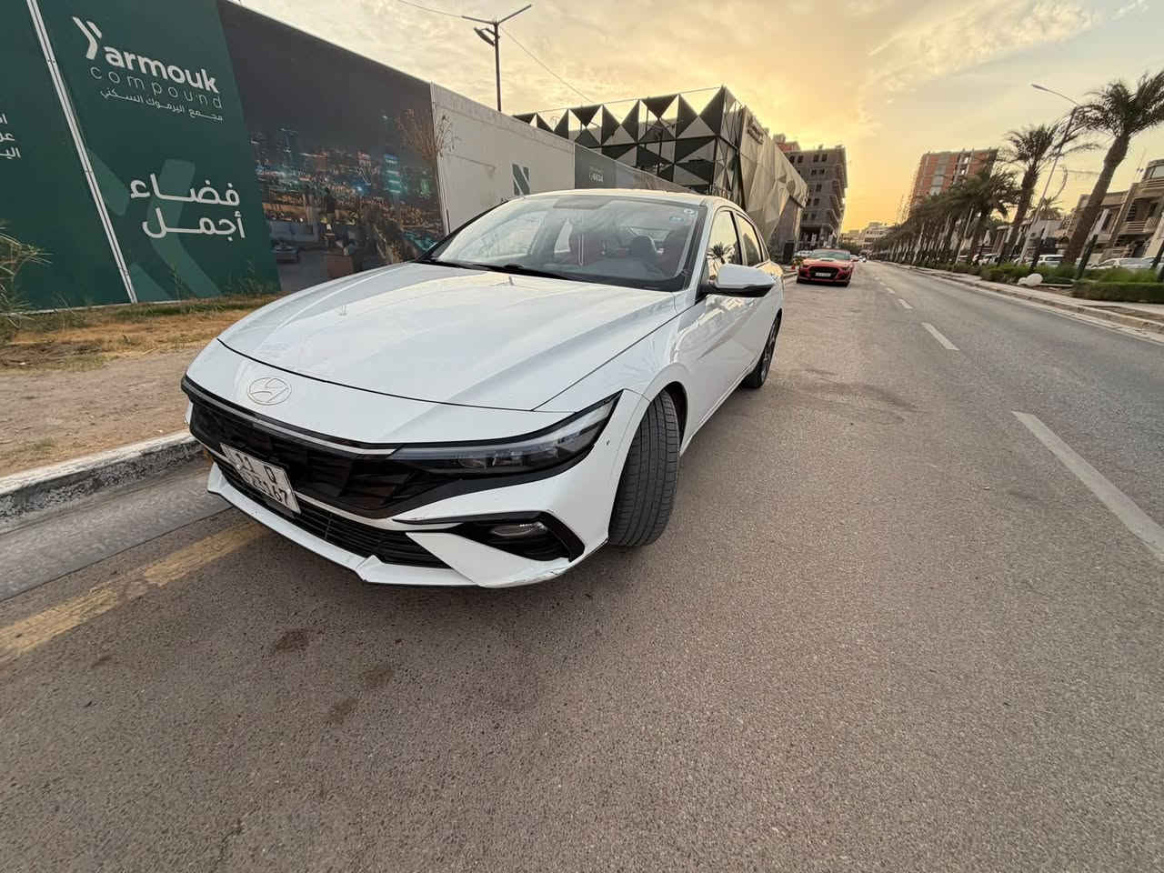 #للبيع
النترا 2024 تجميع صيني 

رقم بغداد 

محرك 1500 دبل نوزل 

كامرا دواره 

فتحه سقف

هندبريك اوتو

تحكمات ستيرن 

شاشه

تبريد قطعتين 

كشنات جلد

بصمه تشغيل 

مري شفط 

وباقي المواصفات معروفة 

بيها بارد بالباب الخلفي 

وصبغ بالدوسه بالأخير والسونار موجود وموضح كلشي 

سعرها 130 وبيها مجال 

مكان السياره بغداد #اليرموك
***********
