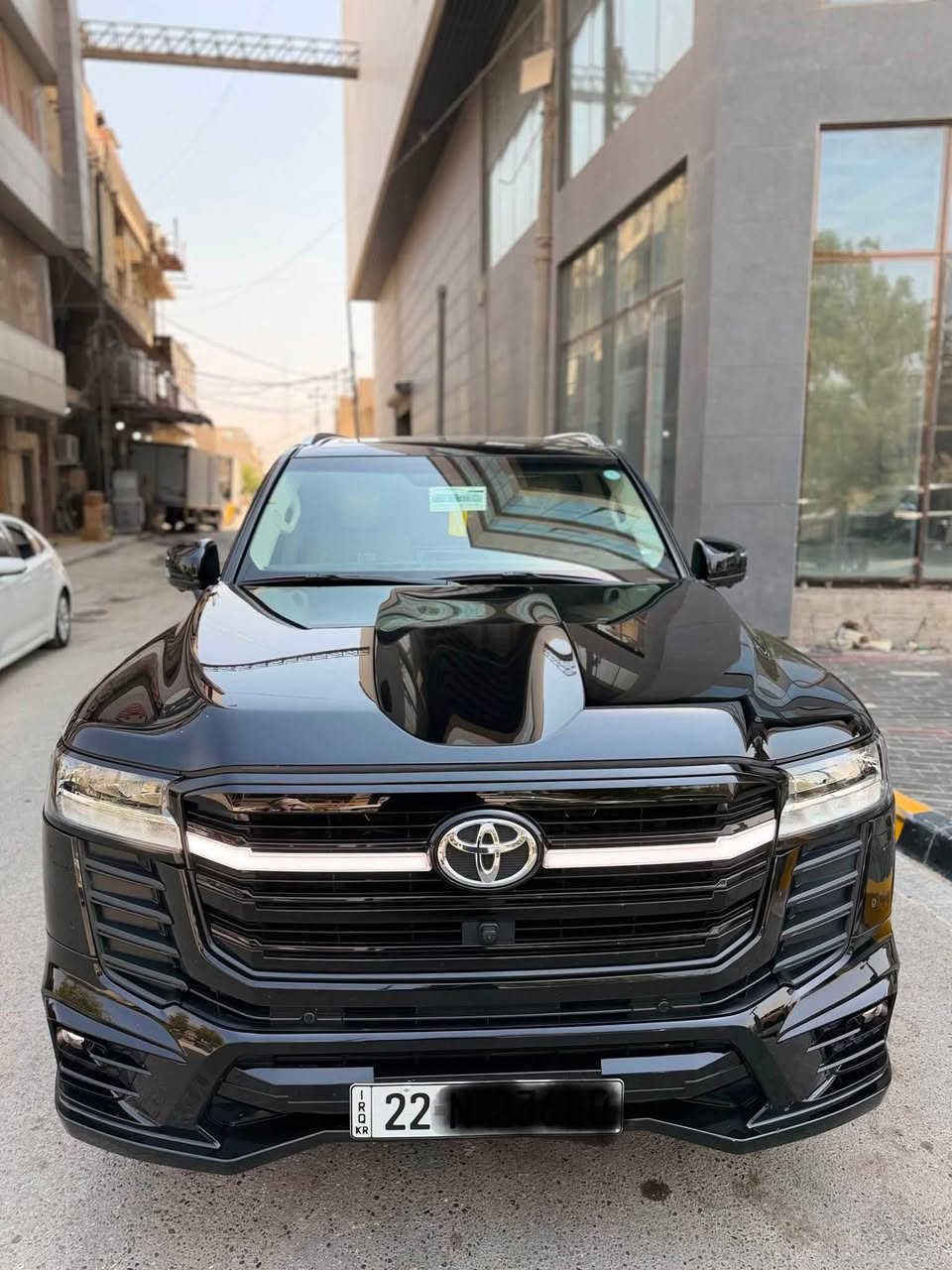 السلام عليكم للبيع لاندكروز موديل 2023ساز اصلي رقم اربيل بسمي تريد تحويل او وكاله تدلل مكفول كفالة عامه من صبغ وتبديل وفتح
فول موصفات 1/1
بصمه تشغيل 
بصمه أبواب لمس 
تشغيل عن بعد 
فتحه سلايت
كشنات ثنين كهرباء 
كشنات جلد 
كشنات تبريد 
8ايرباك 
زراكات 
شاشات خلفيه 
خمس كامرات 360 درجه 
مطفايه حريق 
سبعه راكب 
ثلاث قطع تبريد 
محرك 4000 تنفس طبيعي 
حساس امامي 
حساس خلفي
 بصمات ثنين 
وباقي موصفات سازمعروفه 
ماشيه 32الف حقيقي 
سعر (635) 
الاستفسار اتصل على الرقم 
***********
مكان بابل حله
