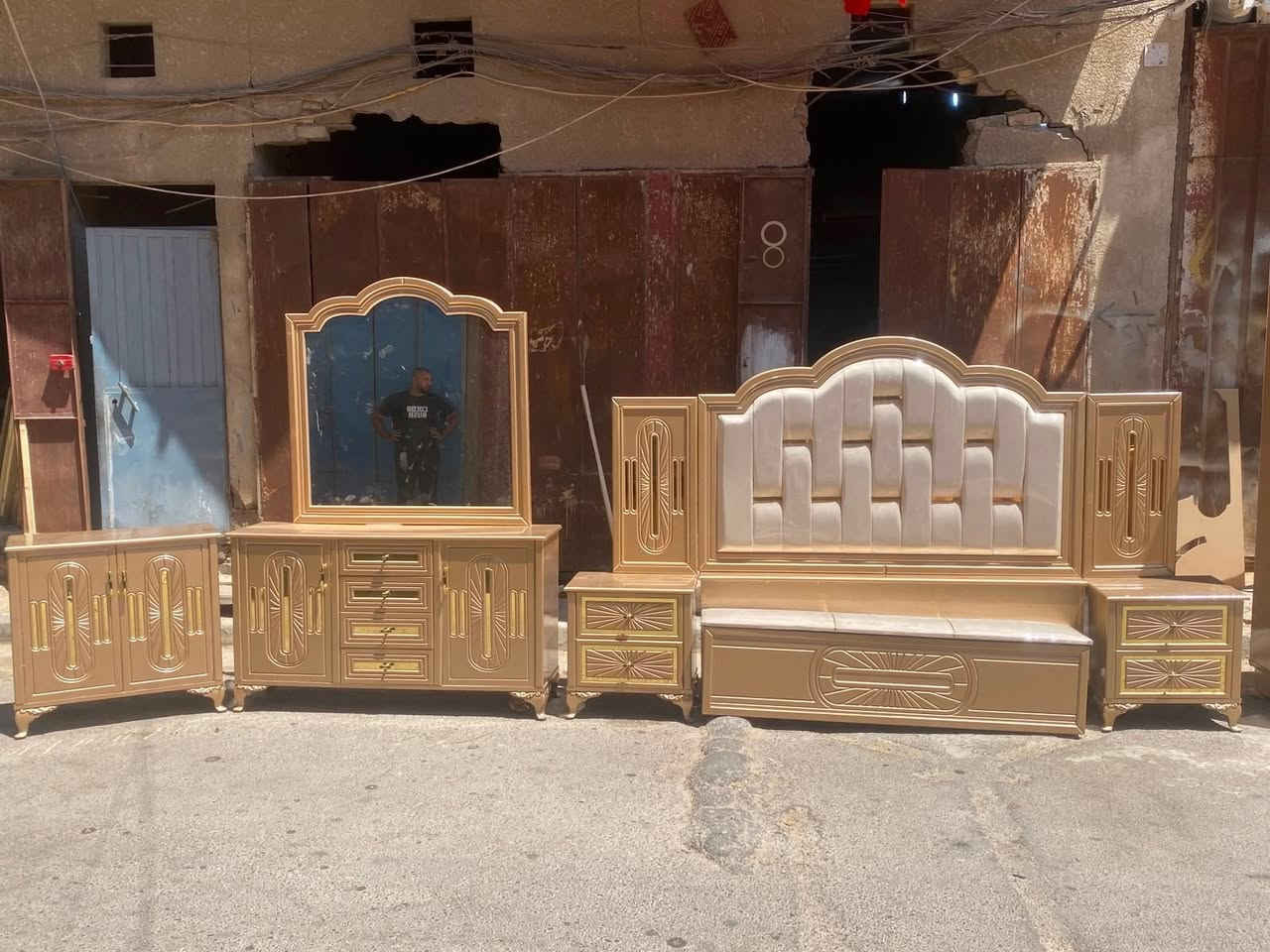 منشور مؤقت عرض لمدة 3 #أيام
السعر مليون و 750
يوم السبت ينتهي العرض يرجع السعر مليونين و 100
للأستفسار
***********  وات ساب
*********** وات ساب 
#معرض_الاسطوره_للاثاث_المنزلي_وغرف_النوم
#العنوان_واسط_قضاء_العزيزيه_قرب_بلدية_العزيزيه
