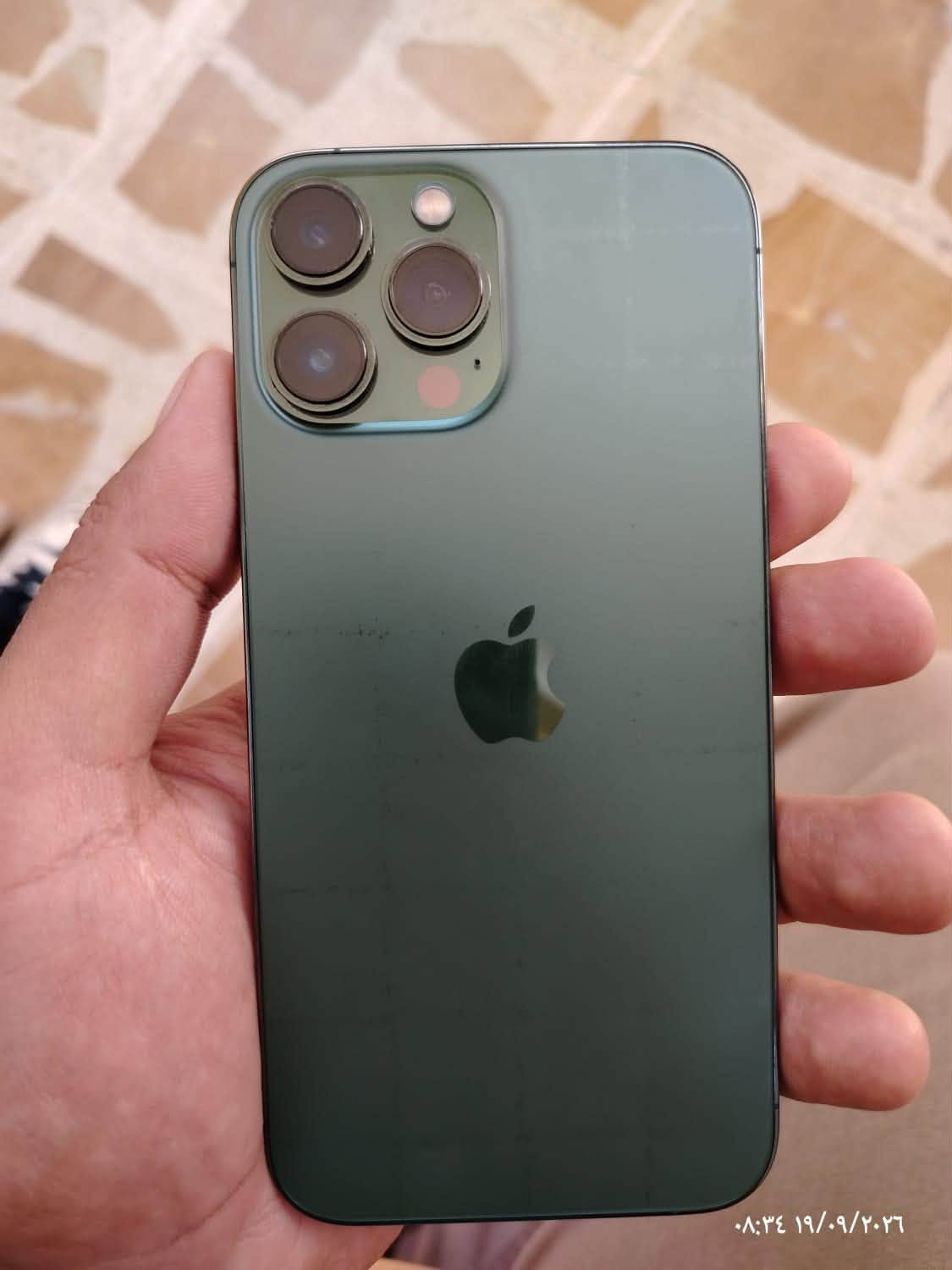 ‏سلام عليكم iPhone 13
￼ المساحة ماله 128
￼￼ النظافة مال قدام العين 
‏￼83
￼ النظافة ماله 99
‏السعر 750 وفي مجال قليل 
***********
***********￼￼￼￼

نص مكتوب في الصور:
- ٠٨:٣٥ ١٩/٠٩/٢٠٢٦
- ٠٨:٣٤ ١٩/٠٩/٢٠٢٦
- ٨:٣٣
- ٦٨
- حالة البطارية والشحن
- كما هو الحال مع البطاريات القابلة لإعادة الشحن، بطارية الهاتف قابلة للاستهلاك وتصبح أقل فاعلية مع الوقت. معرفة المزيد...
- الحد الأقصى للقدرة
- ٨٣٪
- هذا قياس لقدرة البطارية مقارنة بقدرتها عندما كانت جديدة. قد تتسبب القدرة المنخفضة بتقليل ساعات الاستخدام بين عملية الشحن والأخرى.
- أقصى قدرة للأداء
- ستساعد الأنظمة المضمنة في النظام والمكونات في تخفيف آثار الأداء التي قد تلاحظها أثناء التقدم الكيميائي في عمر بطارية iPhone.
- شحن البطارية المحسن
- للحد من استنزاف عمر البطارية، يتعلم الـ iPhone من عادات الشحن اليومية، بحيث ينتظر ولا يتجاوز ٨٠٪ حتى يحين موعد حاجتك إلى استخدامه.
