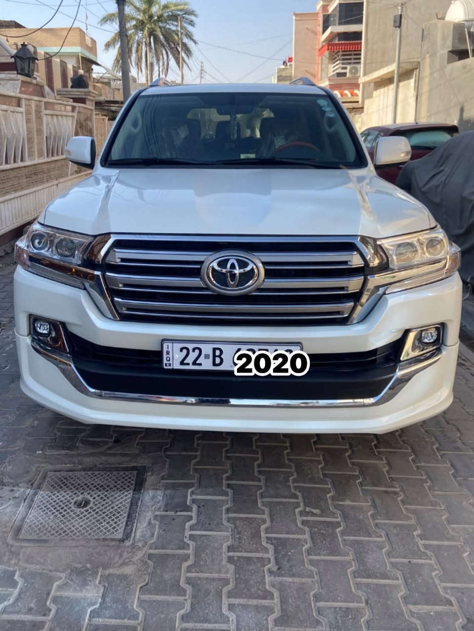 السلام عليكم لاندكروز لبيع مديل ٢٠٢٠ 
GXR محرك v6سيارة جديدة ماشيه ٧٢ الف 
سيارة مكفولة جديدة 
‭***********‬
