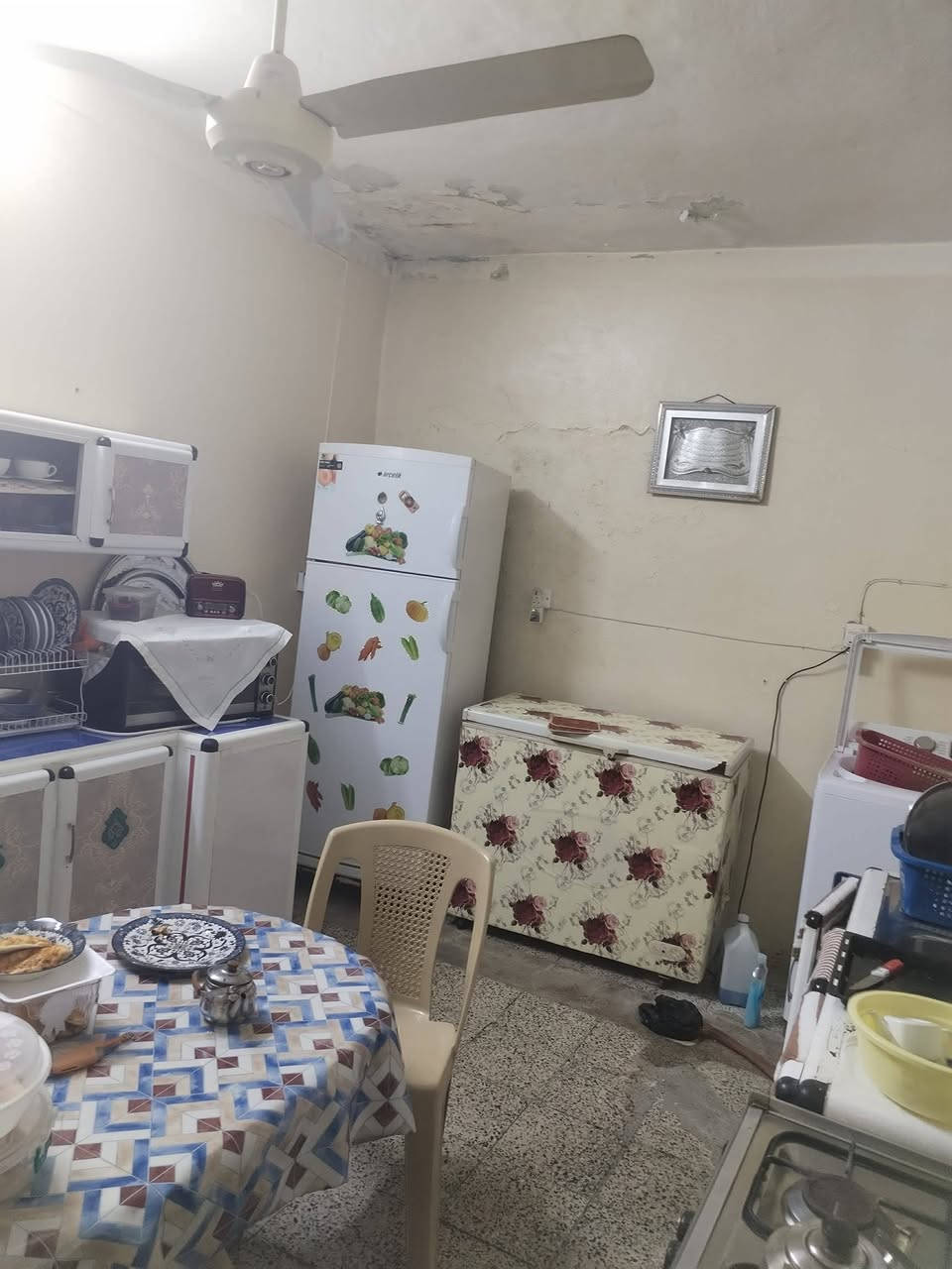 بيت للبيع في حي صدام خلف مدرسة البواسل
200 متر طابق وحد سند طابو
يتكون من كراج + حديقة + مطبخ + هول + ستقبال + غرفتين نوم + صحيات
السعر 110 وقابل للتفاوض
للئستفسار أكثر الأتصال على الرقم ***********
