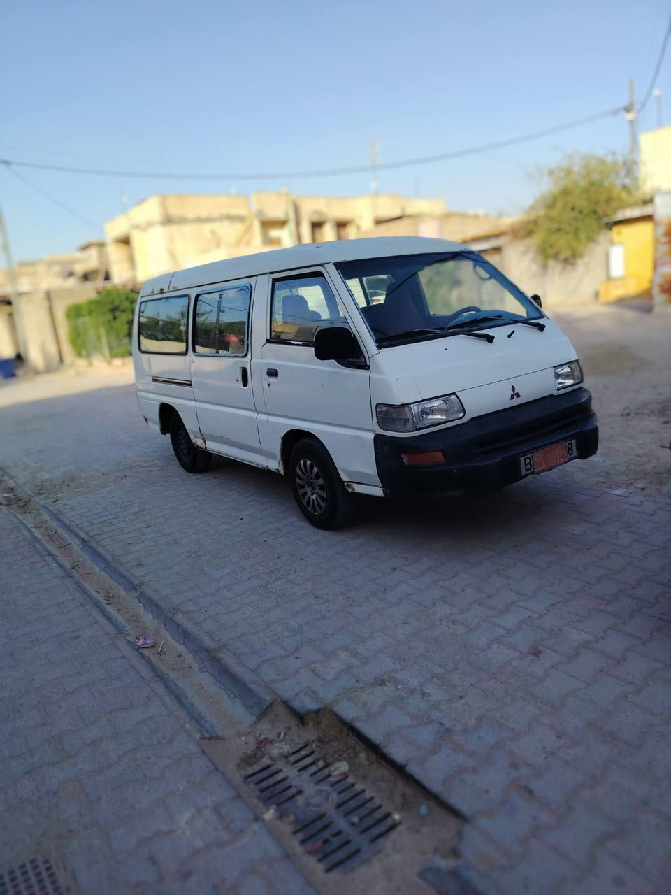 يا الله السلام عليكم كيا مستوبيشي للبيع موديل 2007
سياره السنويه كرتونيه راعيه موجود اذا تريد وكاله من الصبح اسوي لك محوره مكينه ونجي  6 كفاله كير ومكينه اوتوماتيك حداديه خير منالله بيه نقص كشنات وعوزهاا دوشمه السقف  السعر جوه سوك بيع مستعجل 25 وبيها مجال *********** مكان بصره خور زبير
