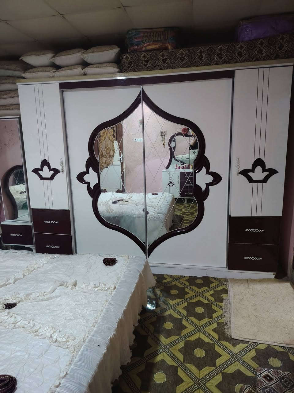 سلام عليكم
تركي اخو الجديد 9 قطع السعر 600
بيه مجال لطيبين رقم ***********
