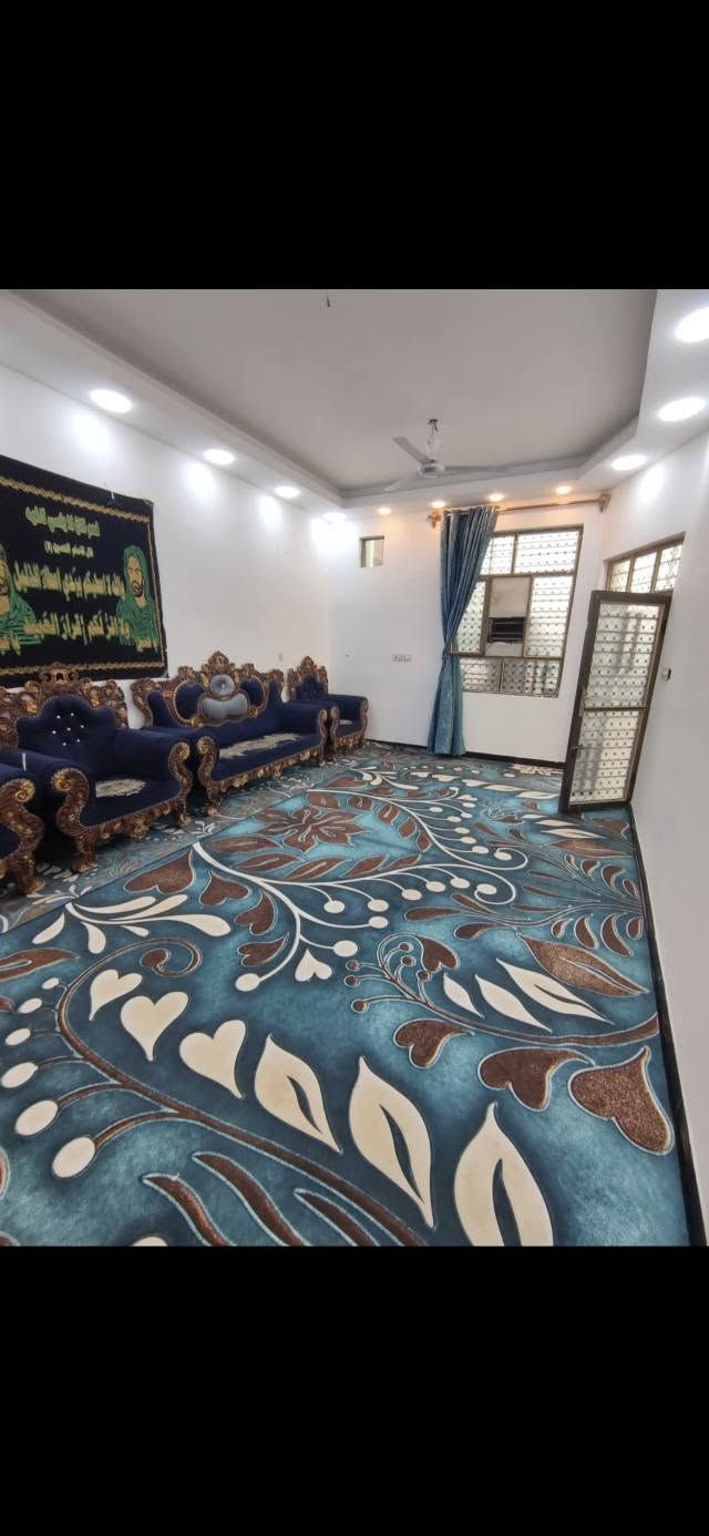 بيت للبيع  200 متر.. طابو زراعي
طابقين.. للبيع علوة الفحل قرب جسر الامام علي.ع./ شارع القاعة

شارع 10 تبليط /ماء / كهرباء / مولده/ المنطقة جدا هادئة

البناء طابوق/ الاساس صب كونكريت/ السقف صب كونكريت
سيراميك / كاشي الارضية.. 

يحتوي على.. 
غرفتين..و صالة /و استقبال/ ومطبخ / وصحيات داخلية / صحيات خارجية 

الطابق الثاني / غرفة / حمام / مخزن كبير / سطح امامي 

السعر/ 90 وبي مجال  للاستفسار ***********
