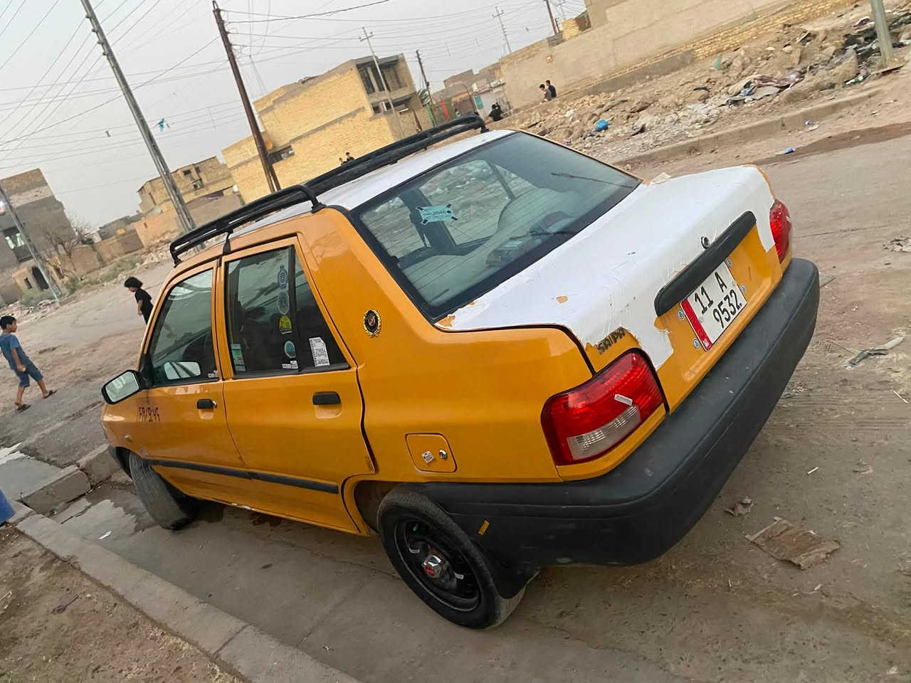 السلام عليكم سايبه ٢٠١٥سياره حلوه جاهزه السعر ٢٨وبيه مجال***********
