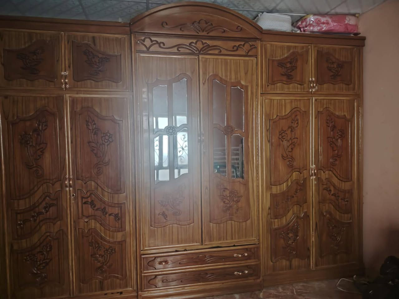 السلام عليكم 
للبيع للبيع
غرفة نوم درجه اولى تسكام 
‏‪***********‬‏
الشراي يتصل ويدلل
بصره حي الحسين
