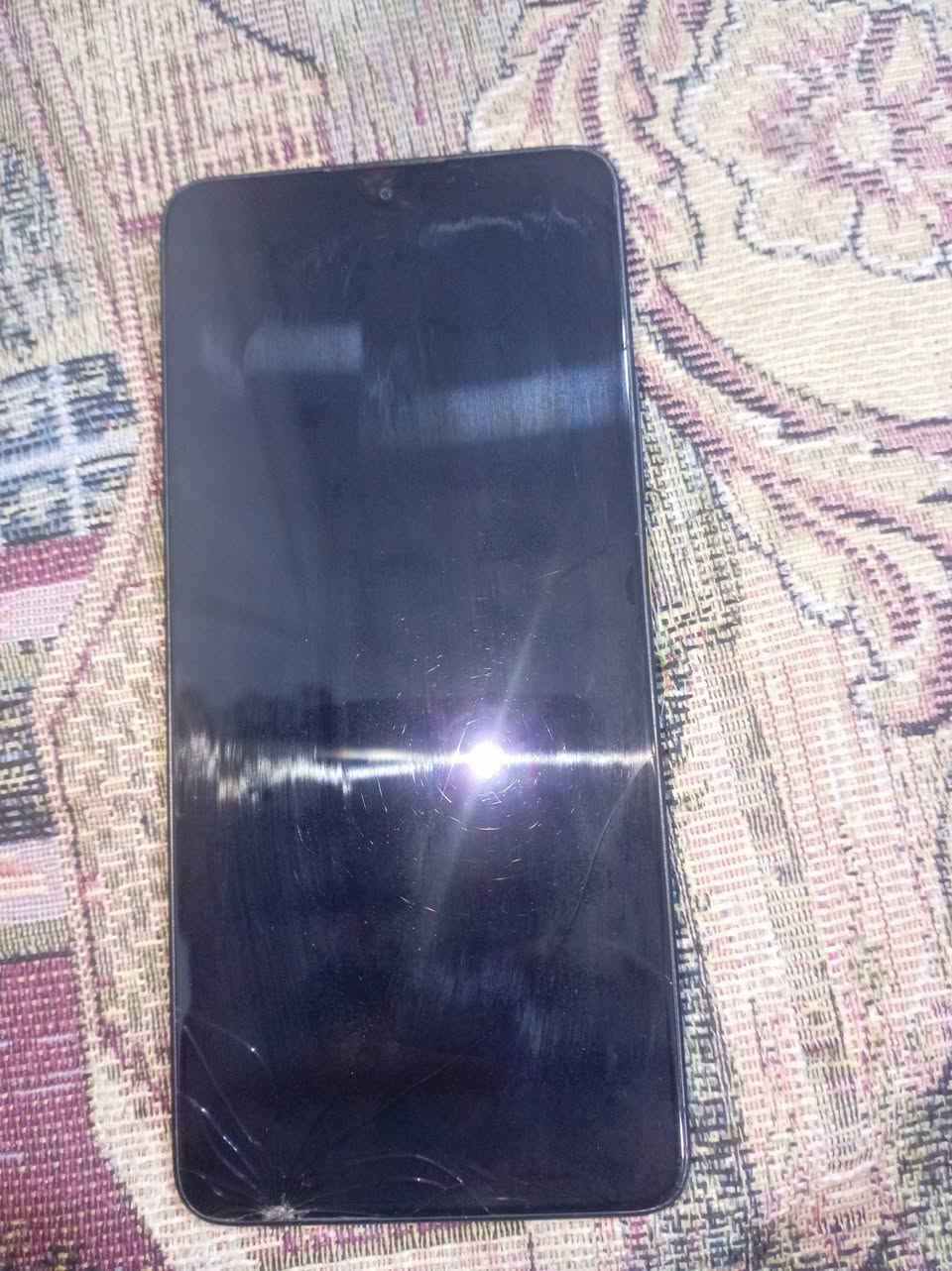 مستعجل ع بيعته
السلام عليكم بوكو اكس 6ذاكرته512مكفول كفاله عامه فقط الفطر بشاشه ماامثر علي ابد سعره 300وبي مجال صاحب الهاتف ***********
