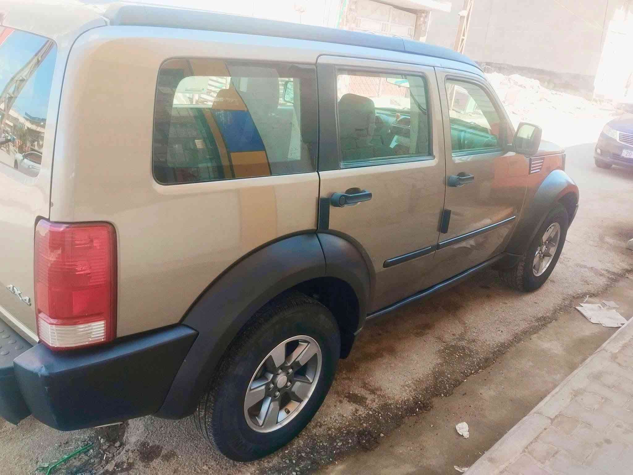 سالم عليكم الطيبين 
للبيع سياره دوج نيترو موديل 2007 جاهزه مكينه وكير مكفولات
 سياره جاهزه اي نقص مابيها 
كهربائيات بلادي باتري جديد تخم تاير جديد 
شاشه سمارت كبيره 
سياره ترايك وين متريد رقم واسط رقم مميز اربع ارقام
بسمي تحويل ثاني يوم مكان السياره واسط نعمانيه 
السعر 75 وبيها مجال
للاستفسار الاتصال 
***********
***********
