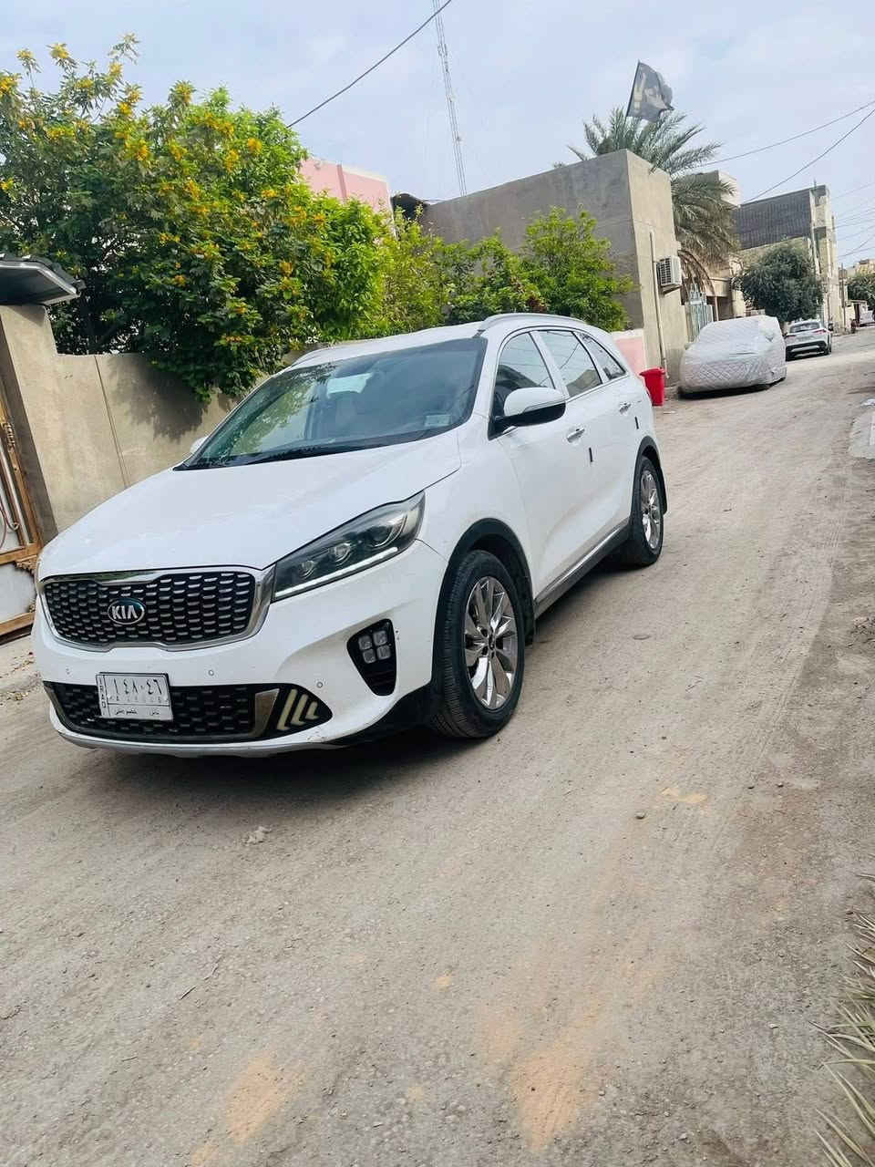 سورنتو موديل 2019 خليجي 6ستندر سبعه راكب فقط شبرين باب السائق تعديل على البارد للاتصال *********** السعر 210 وبيها مجال
