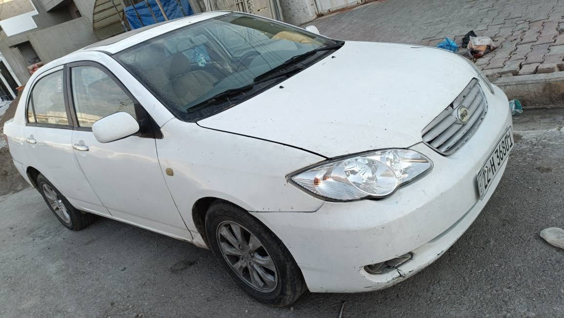 سيارة بي وايدي 2014 سنوي جديد اوتمتك تبريد بطاق بانزين كامل صدر تايرات جديد محرك لانسر بلادي بدون عيب سيار جهاز مكان كركوك .*********** كركوك, العراق
