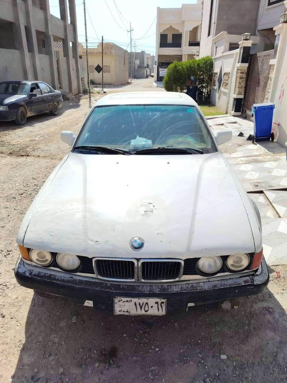 بي ام جاهزه هزه جديده مدفوع غرامات محرك كير شرط صاحبها موجود يريد تحويل السعر 20 وبيها مجال شي قليل الشراي يتصل على هذا الرقم ***********
