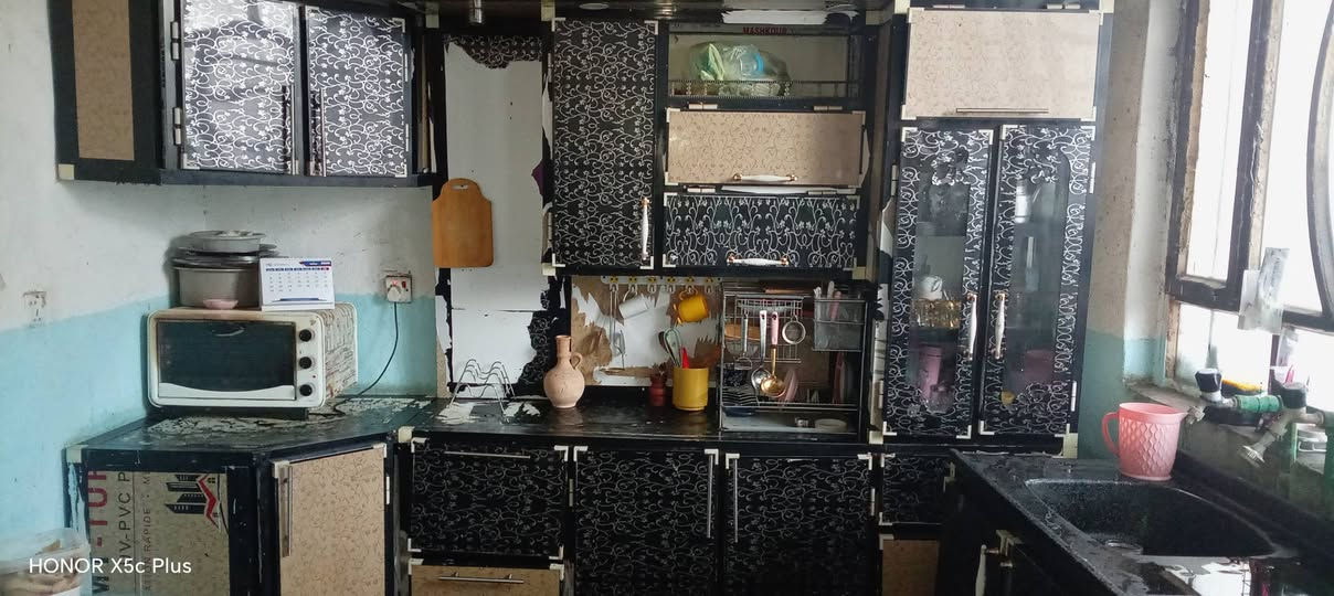 كاونتر چبير • ٤ قطع • بغداد الأمين الثانية