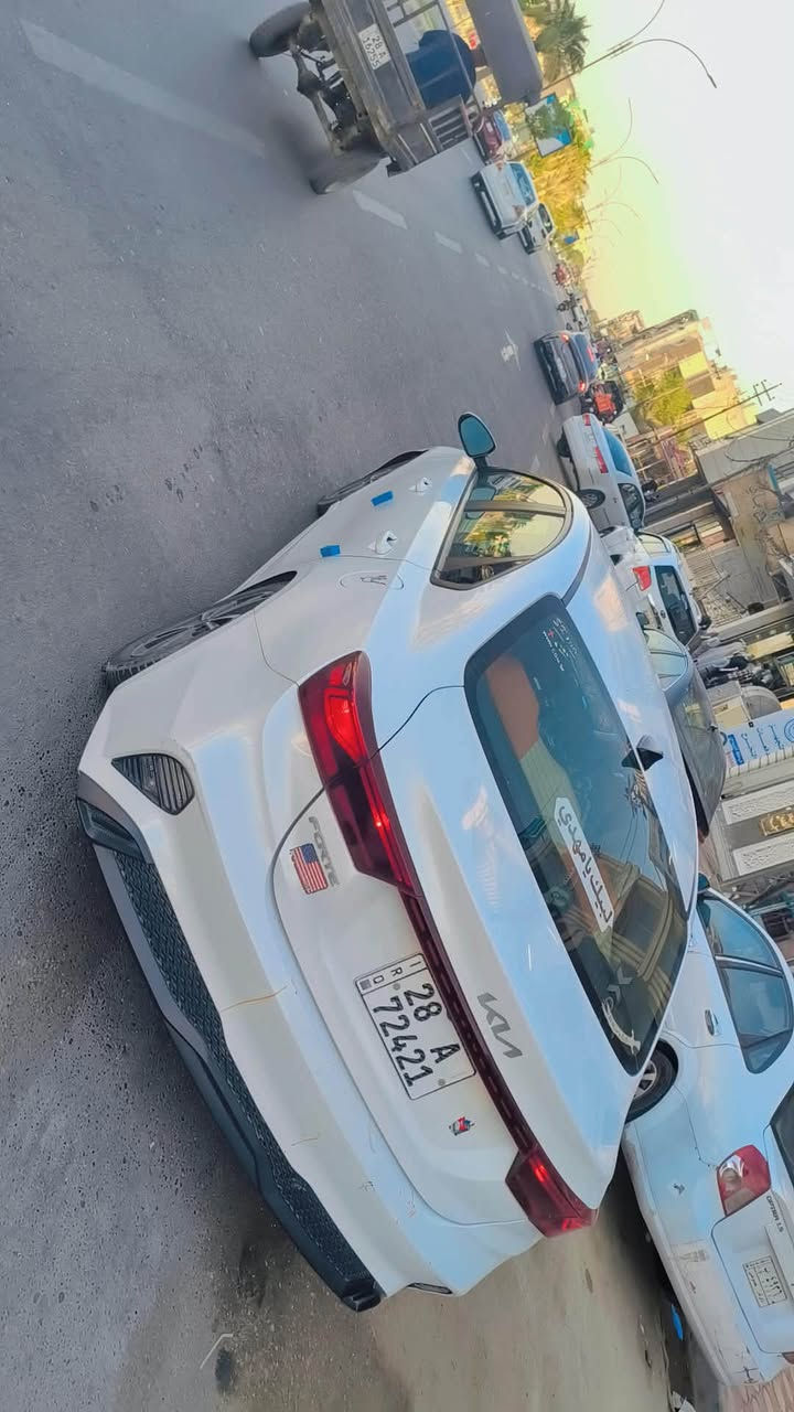 السلام عليكم فورتي 2023 وارد بيه قطعتين جاملغ وبنيد بدون داخل مكينه ٢٠٠٠ رقم نجف معوقين السياره جاهزه معايزه برغي مكاني نجف  سعرها  115 وبيها مجال حك الجية ***********

