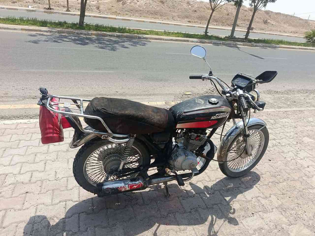 مكلف بالنشر دراجه نامي برو 4 گير موديل 17 محرك ناعم شرط السعر 280 وبيه مجال
*********** جلولاء
