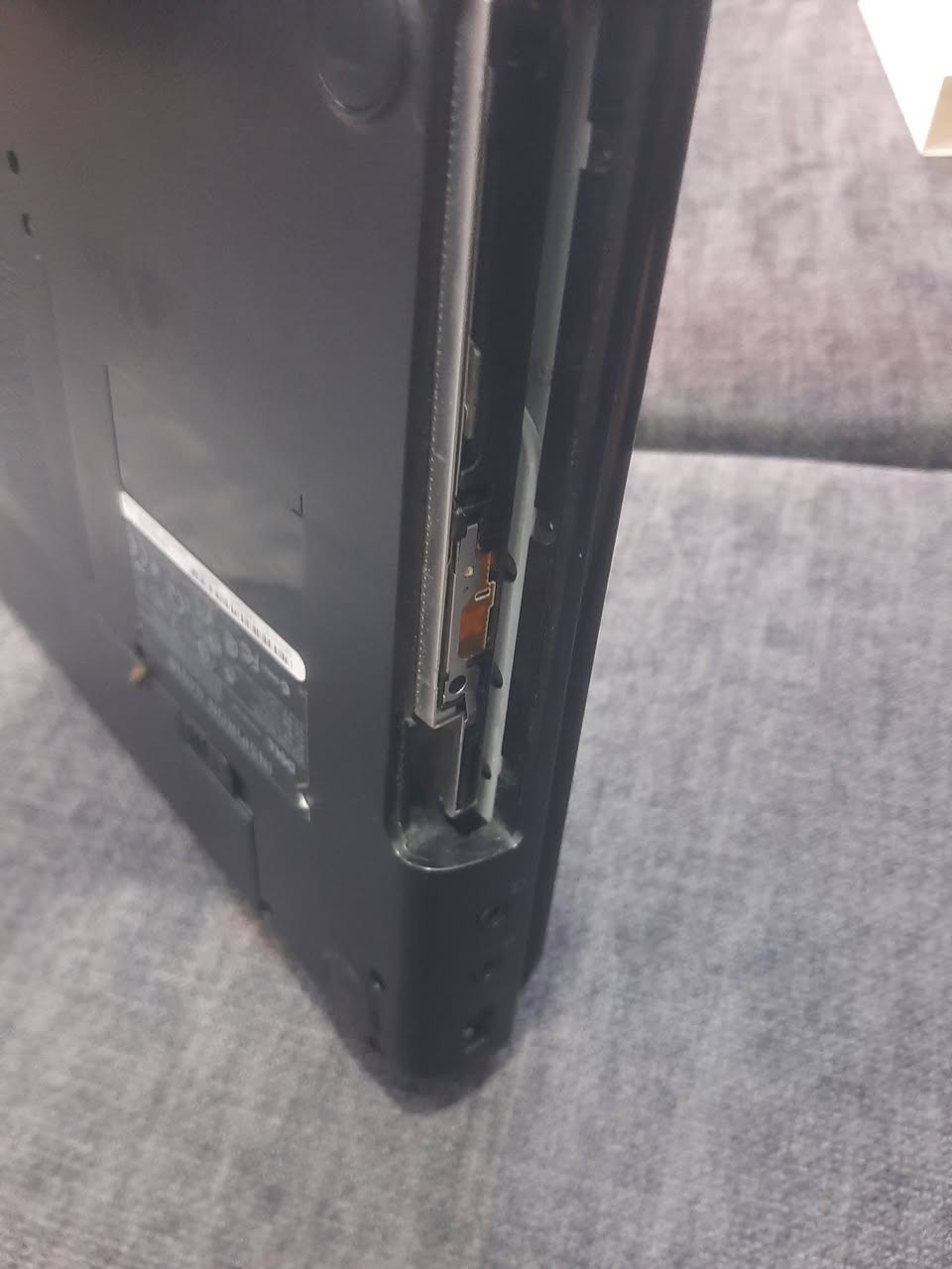 ديل إنسبيرون N4010 • i5 M460 • ويندوز ١٠
