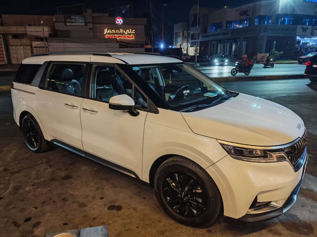 كرنفال موديل 2023 
وارد امريكي حادث ربع بنيد وجاملغ جهة السايق 
السعر 260 
رقم هاتف ***********
