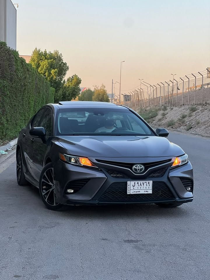 � للبيع كامري SE 2018 أمريكي 🇺🇸

📍 الموقع: بغداد
🔹 الموديل: 2018 SE
🔹 الوارد: أمريكي
🔹 العداد: 80 ألف ميل
🔹 الضرر: قطعة واحدة فقط — جام/لغمغ خلفي
🔹 السيارة مبينة بالصور وحالتها ممتازة

💰 السعر: ١٦٧ ورقه 
📞 للاستفسار:***********

السيارة جاهزة للفحص والمعاينة،
