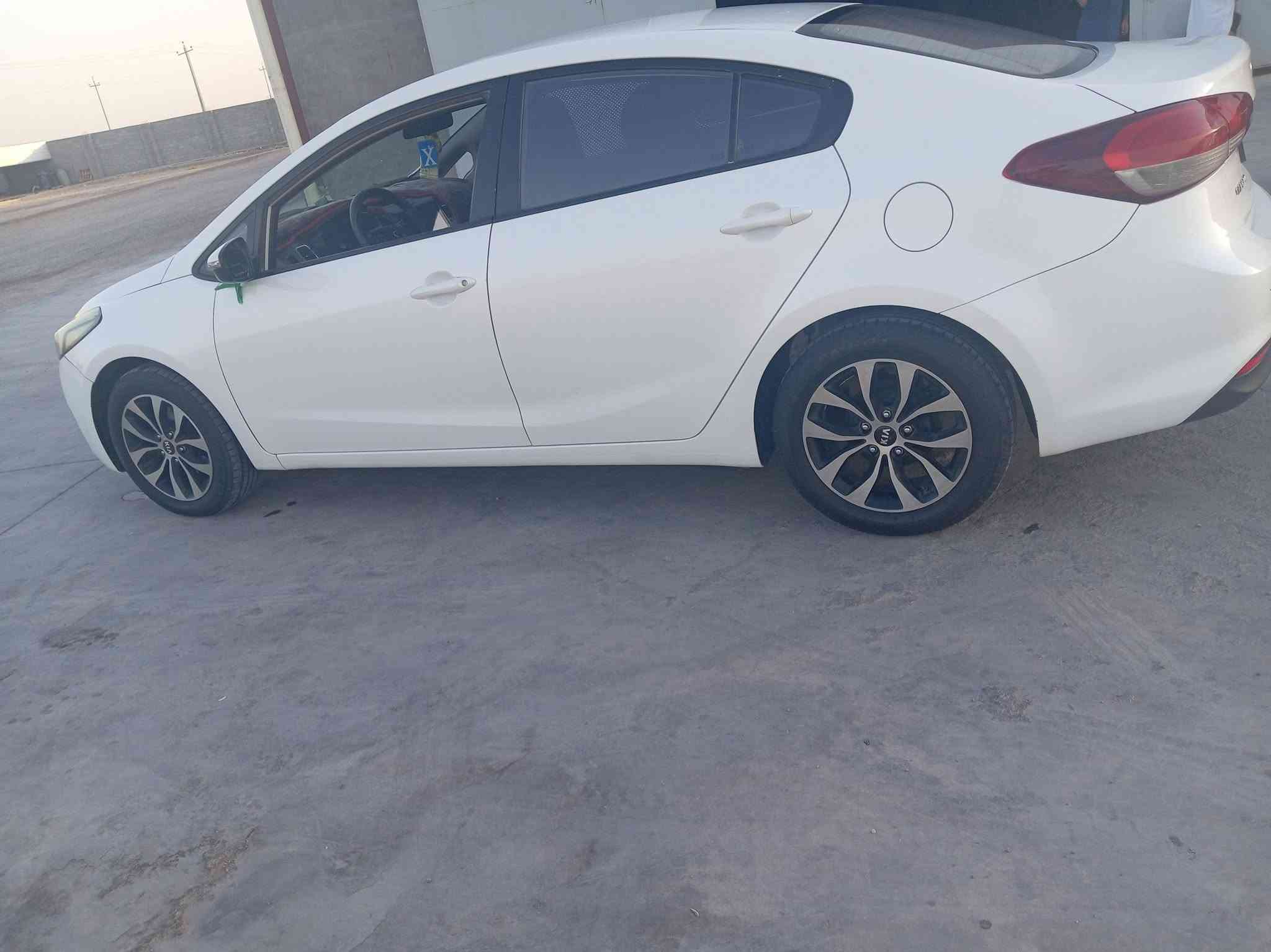 البيع سيراتو كفاله عامه ٢٠١٨ رقم بغداد ***********
