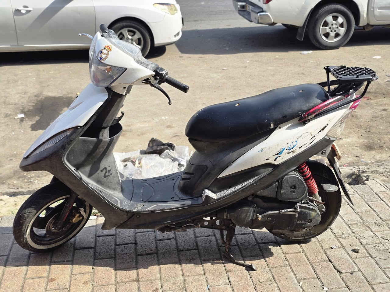 دراجة ماكس عدلة تشتغل سلف وهندر
السعر 500 وبيها مجال العنوان بغداد مدينة الصدر 
الرقم ***********
