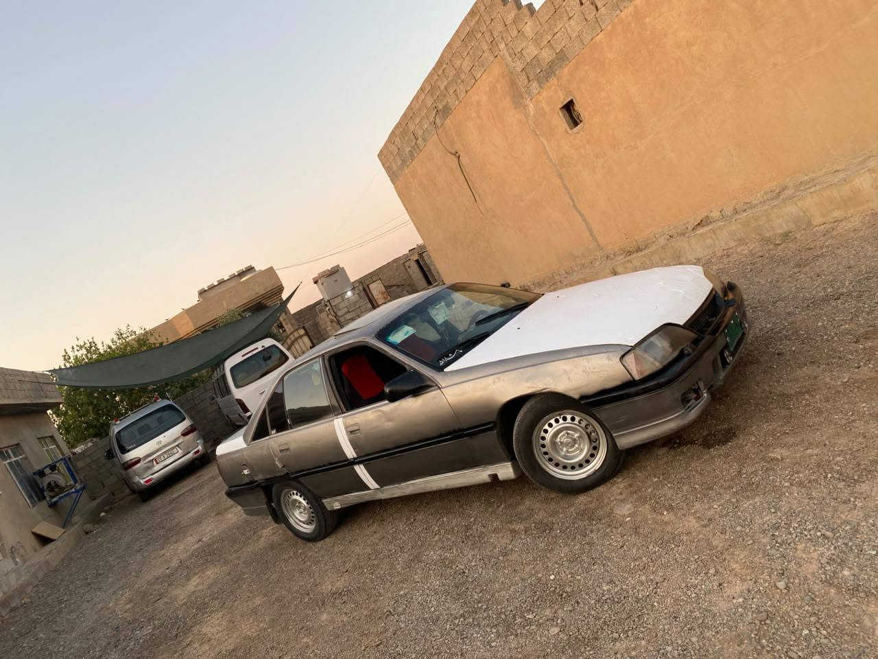 السلام عليكم اوميكا 26 كير عادي مكينه بيها بدايه صرف كير شرط سنوية خضره شرط التحويل والوكاله مسجل كوبون ماستر طخم جديد تواير جديد كهربيات كلها جديده صبغ جماليه بدون حادث مكانها برطله ***********
