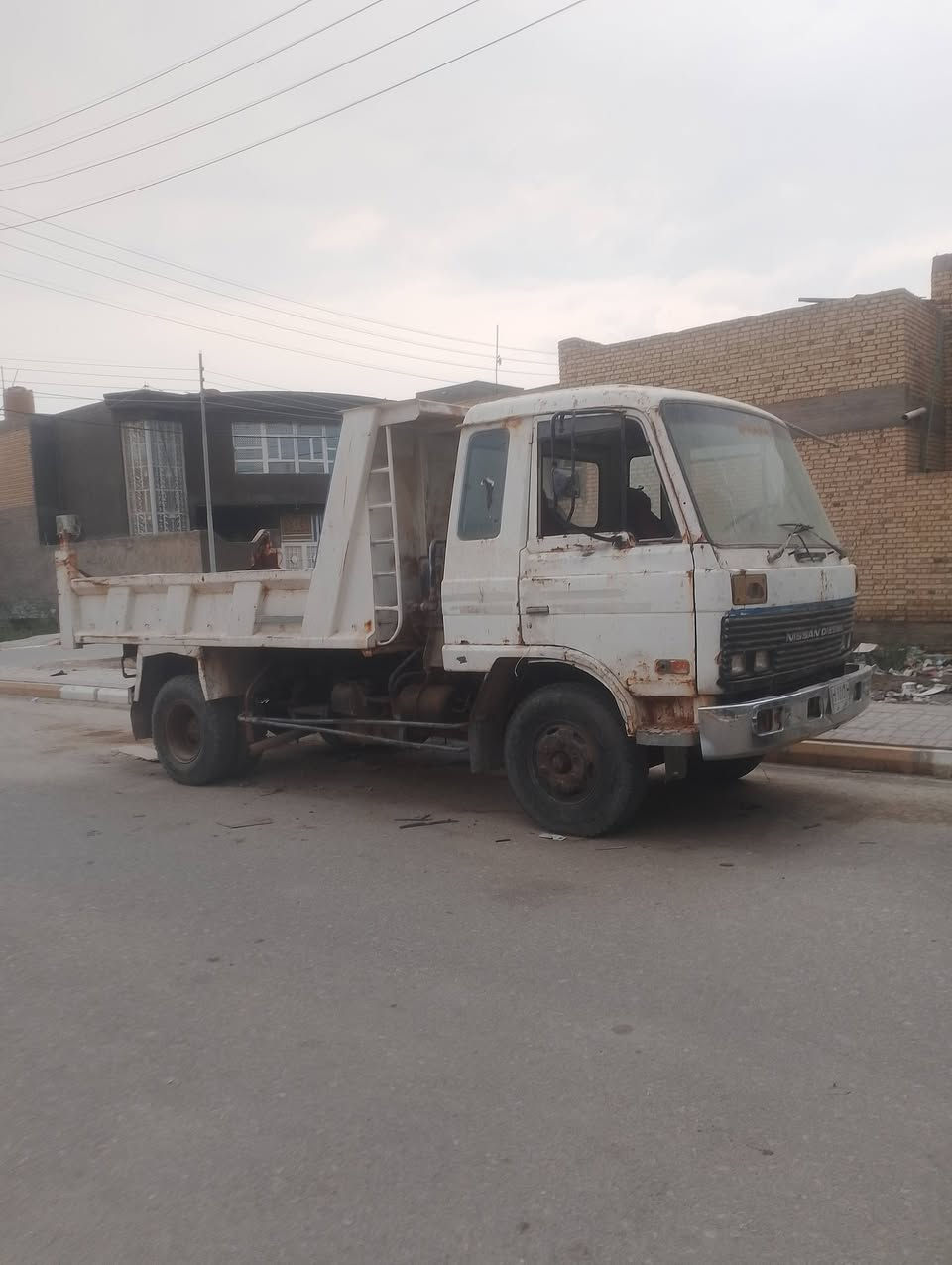 نيسان قلاب • مكينة ٧٠ • جير ٦