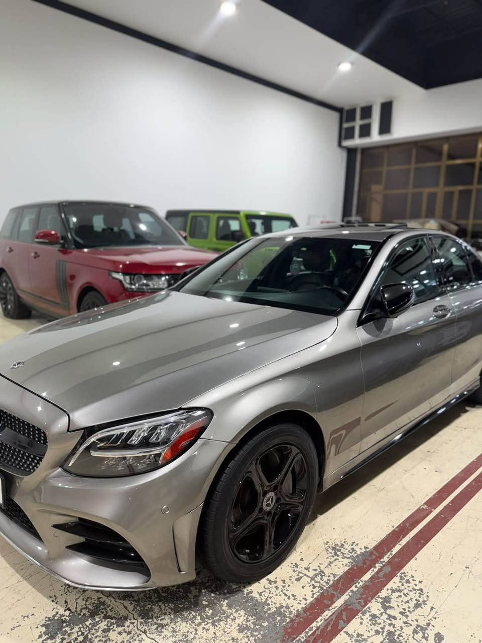 السلام عليكم ورحمة الله وبركاته📌

للبيع  مارسدس c300//2019📌

رقم بغداد انكليزي تحويل مباشر 📌

لون صدر الحمام 3الوان 📌

داخل اسود 📌

فتحه 📌

شاشه كامره خلفيه 📌

كشنات كهرباء 📌

كشنات تدفئه 📌

بصمه 📌

محرك 4توربو 📌

سياره بلاك 📌

كير محرك صدر 100/100سيارة جداً جديده 

ملاحضه حادث جاملغ وبنيد صطحي ✨

الهاتف ***********✨
العنوان معرض النهضة معرض الكرادي 2 بغداد, العراق
