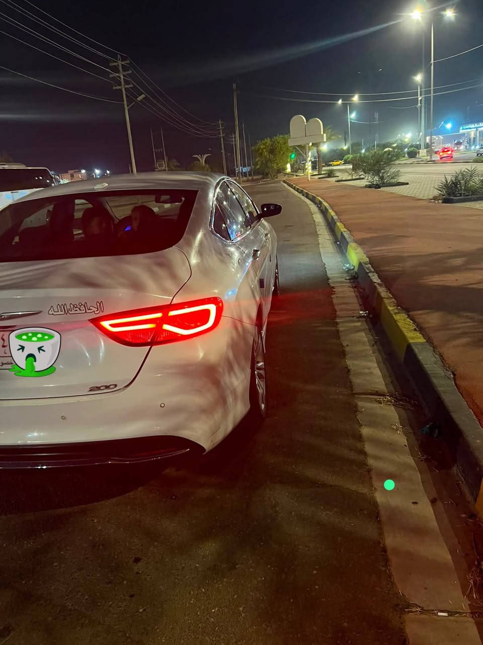 للبيع | كرايسلر C200 موديل 2015 فول مواصفات
رقم السيارة: ذي قار تحويل 

اللون: أبيض

المواصفات:

• محرك 2.4  (4 سلندر) اقتصادي وعزم ممتاز• ⁠

• گير أوتوماتيك 9 نمر

• تبريد ممتاز منظومه كامله جديده .

• شاشة لمس مع بلوتوث

• مثبت سرعة

• حدادية جديدة

• تخم تايرات جديد

*كهربائيات شرط .

* مرايات كهربائية.

* سايد بريك كهربائي.

السيارة بحالة جيدة وجاهزة للاستخدام اليومي شرط الفحص 

الملاحظات:

ضربتها جاملغ ايسر وبنيد. ماعابره بدون دواخل

مكان السياره / البصره 

السعر: ٨٥ورقة، ترهم مراوس

تواصل خاص.وتساب ونتصال *********** آسيا 

*********** اثير
