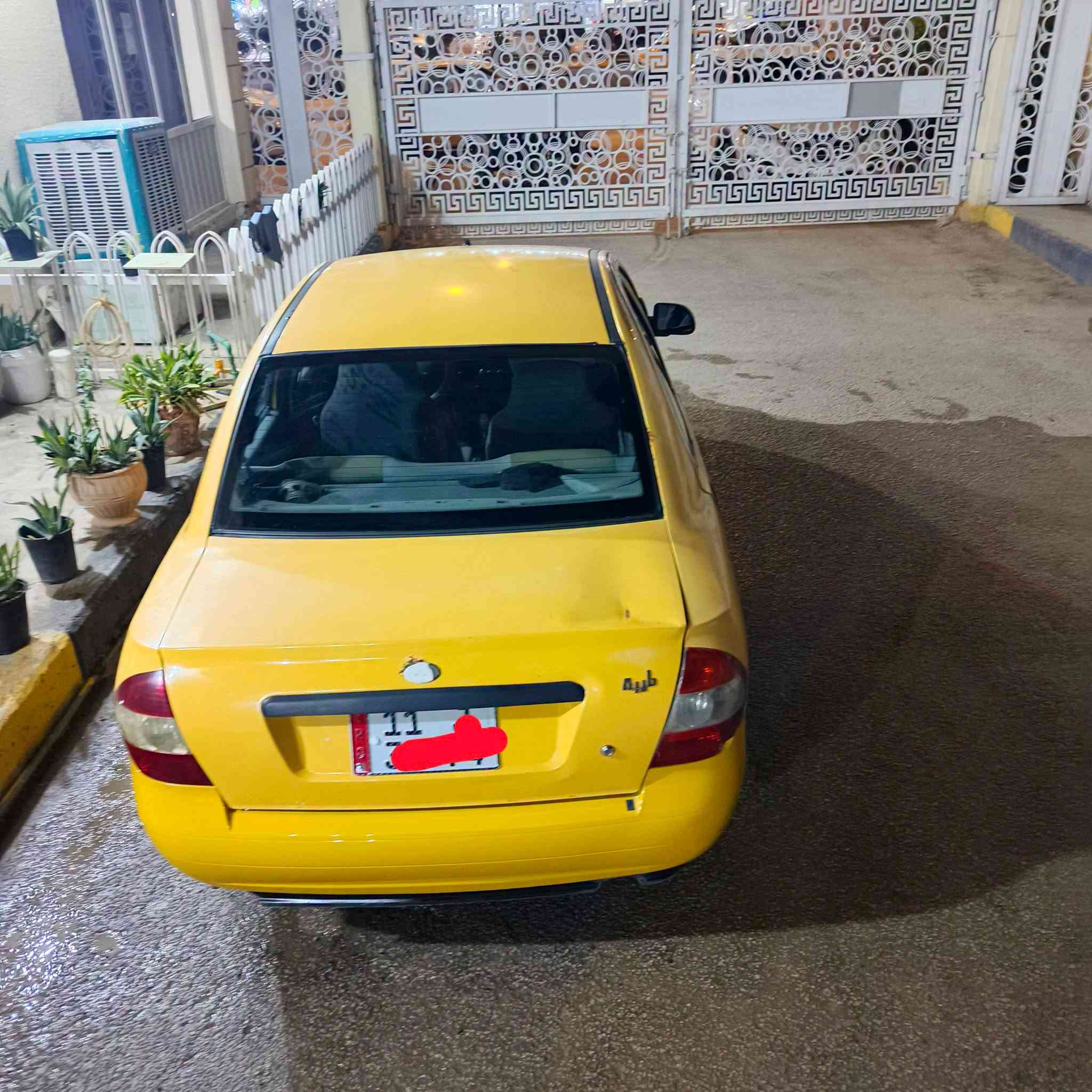 للبيع سياره جاهزه ونضيفه كير ومكينه مكفولات كهربائيات كله شغاله بيه شبر بجاملغ الخلفي مطلح وصبوغ اسعر 28 ومداور ثاني يوم الخاص مفتوح
