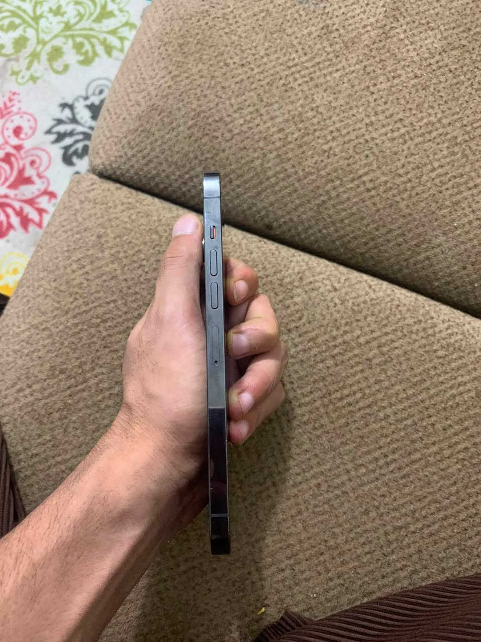 السلام عليكم .

صحة البطارية: 84%

الجهاز: iPhone 13 Pro Max

كلشي شغال بصورة طبيعية

 الجهاز نظيف وما بيه تصليح

📍 المكان: كربلاء    رقمي ***********

السعر 650
