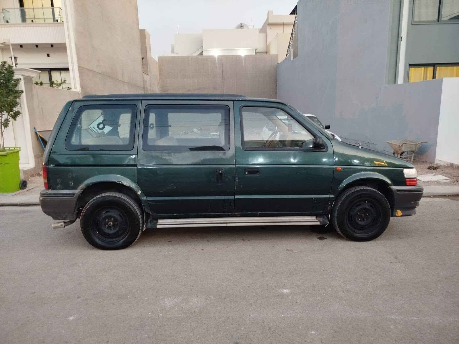 كلايزر موديل ١٩٩٢ محرك وكير كامري تبيرد شغال كير اوتوماتيك سيارة جاهزة طاير جديد صدر امامي وخلفي جديد سنوية مشروع وطني وكوبون بانزين موجود بدون ضرر بدون صبغ كله بلادي سعر ٤٢ ومجال عنوان كركوك شوراو ***********.......*********** كركوك, العراق
