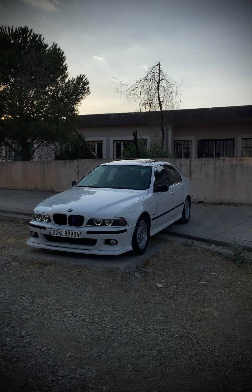 E39 528i • ١٩٩٦ • فتحة سقف