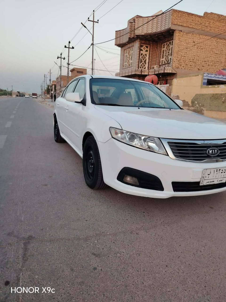 اوبتيما موديل ٢٠١٠ بسمي  بيه جاملغ وبنيد نفس اللون السياره جديده استخدام شخصي موجوده في واسط السعر 95  وبيه مجال اتصال ***********
