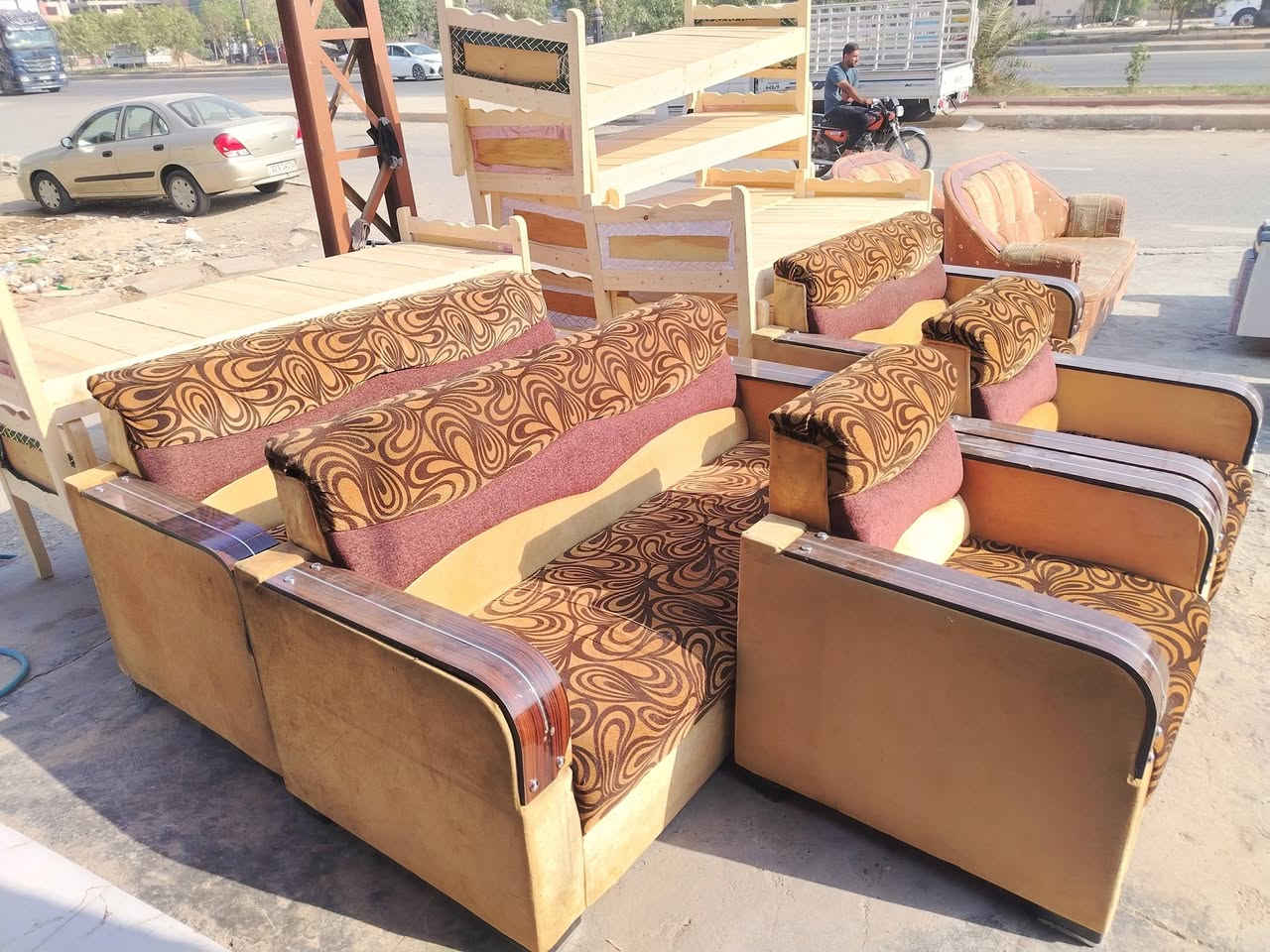 تخم مستخدم • نظيف • المفرق الطرق والجسور