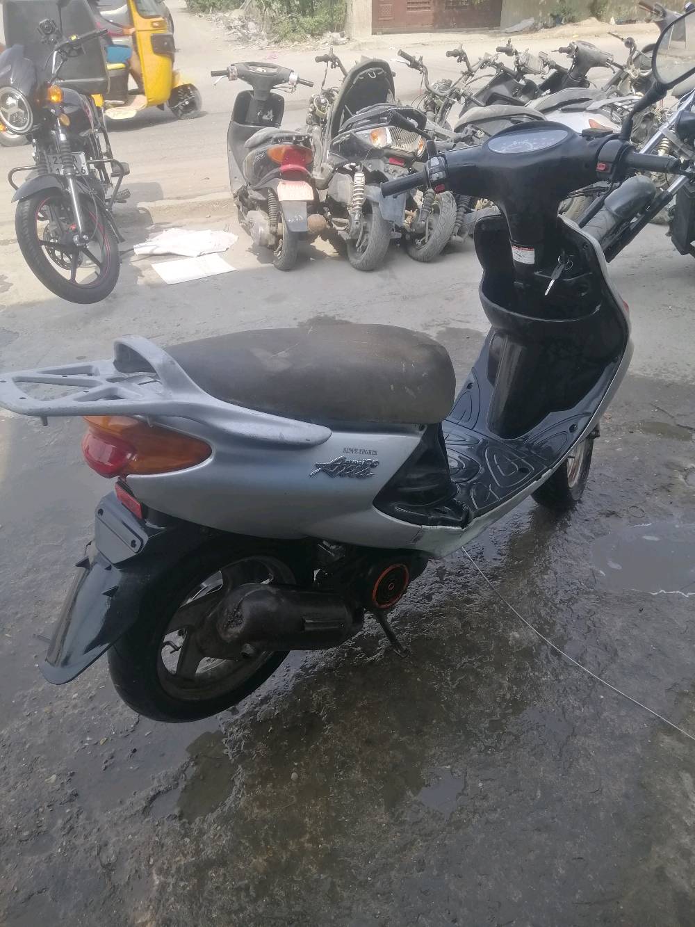 اكزز • يحتاج بطارية • خبط٢٥٠