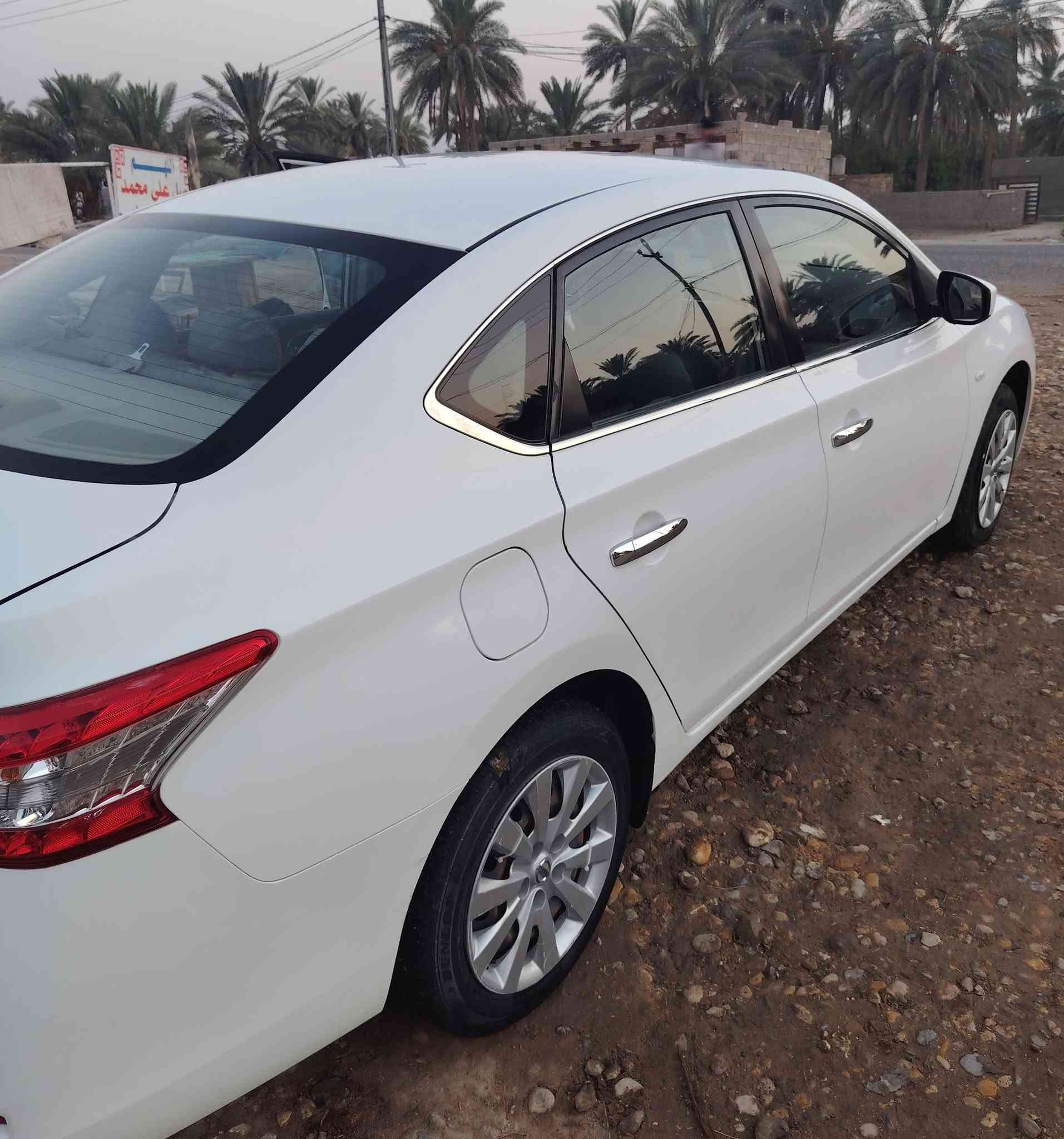 سنترا ياباني 
وارد خليجي ١٩
كامرا 
حساسات
دوشمه جلد 
ماشيه ١٠٠ الف
تبريد قطعتين
داخل بيجي
مكفوله كفالة عامه
رقم بغداد
السعر ١١٥ وبيه مجال
االاتصال ***********
