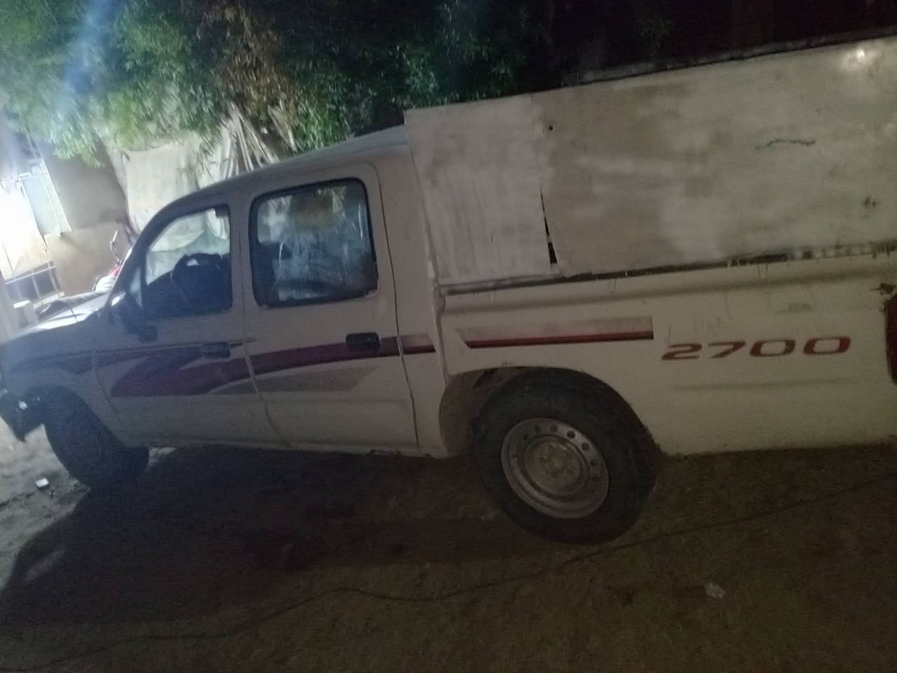للبيع جمره موديل 98رقم كربلاء دولي السياره متجيه شاصي مكفول مداور ثاني يوم السعر قفل 55الموشراي لا يعامل قماره تعبانه ***********
