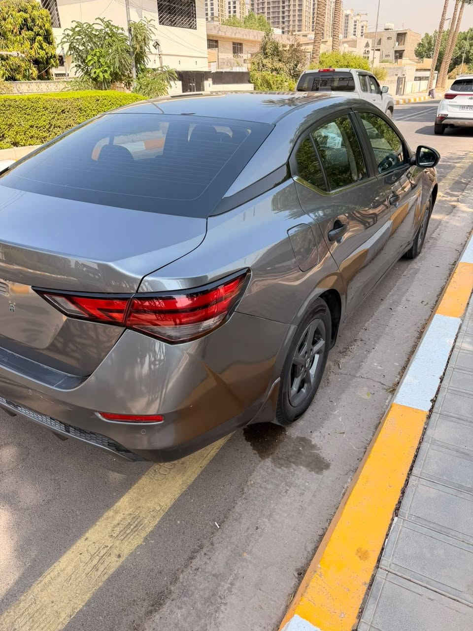 السلام عليكم للبيع نيسان سنترا 
SV 2025 مكينه 2000
دخول جديد منفيست بأسمي 
حادثهه جاملغ وبنيد صبغ بدون 
دواخل لغود مكفوله ايرباك دركه 
وبرده فقط ماشيه 3000 ميل 
جديدا جدا مواصفات السياره 
معروفه رايدها 119 $ مكان السياره المنصور للاتصال
***********
