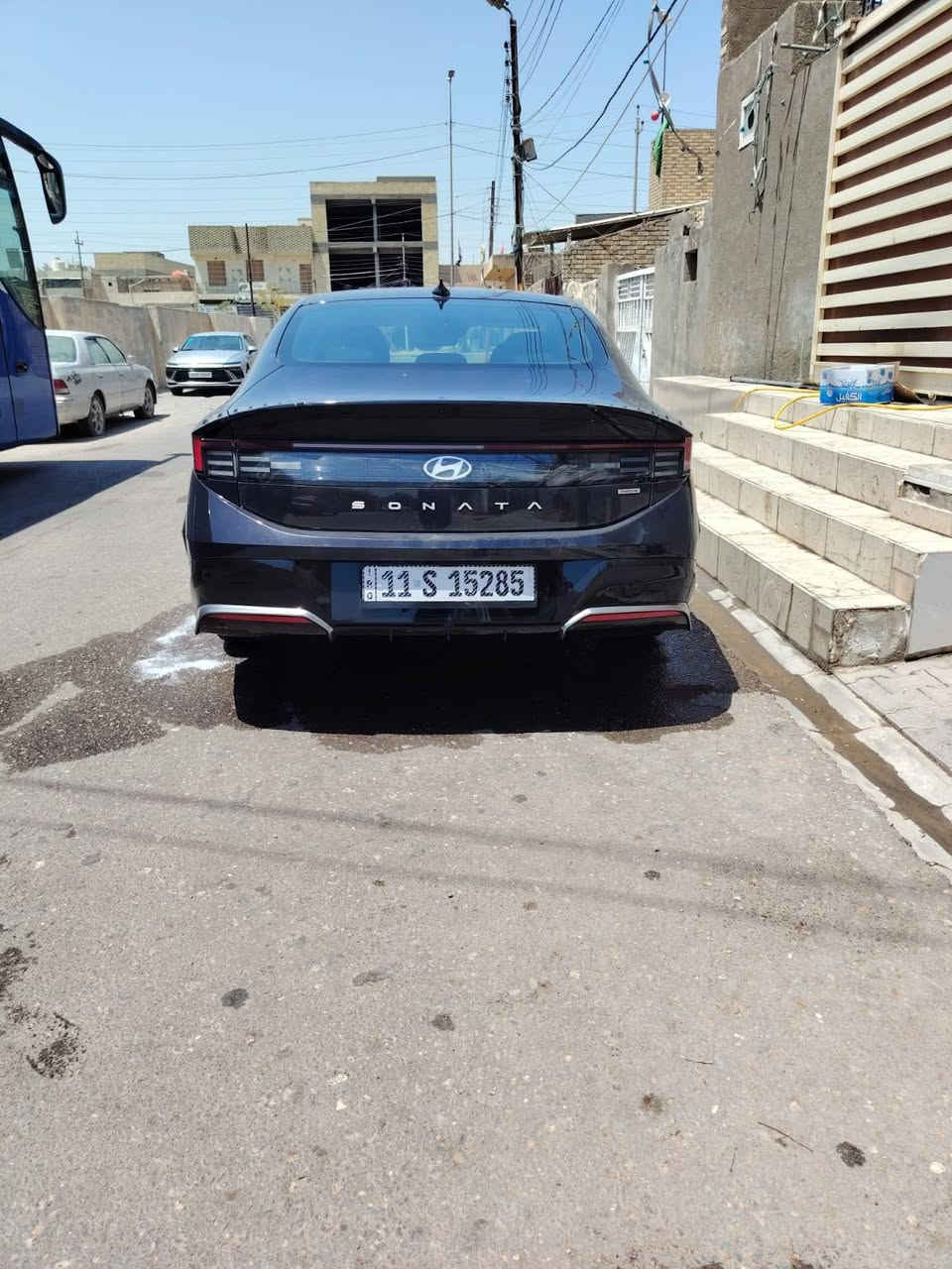 سوناتا هايبرد وارد امريكي رقم بغداد
لون ازرق غير محدد السياره ماشيه 34240mi وكيلو متر 55الف
السياره ضررها خشم البنيد بدون #ايرباكات بنيد معدل وربع صبغ فقط علئ الفحص شرط واثر الحادث دماعيه  مكسوره مصلحه السياره كلشي بيها بلاد صور حادثها من امريكا مرفق بلمنشور 

مواصفات..

1 نظام الحفاظ المسار
2 رادارت امامي + جانبي + خلفي
3 تكيف كهربائي مزدوج للسائق
4 تكيف خلفي
5 نظام الفرمله التلقائي
6 مانع تصادم
7 كشنات اماميه كهربائي
8 زجاج اوتو
9 نظام القياده الشبه ذاتيه
10 نظام مثبت سرعه ذكي
11 فتح صندوق الخلفي ذكي
12 نظام اوتو هولد
13 انظمه قياده ذكيه / سمارت + ايكو+ سبورت
14 شحن لاسلكي
15 نظام ابل كار + اوتو اندرويد
16 رادار امامي لكشف حركه السير
17 تدفئه كشنات امامي

السياره استخدم شخصي وقليل كلش
*********** للاستفسار
